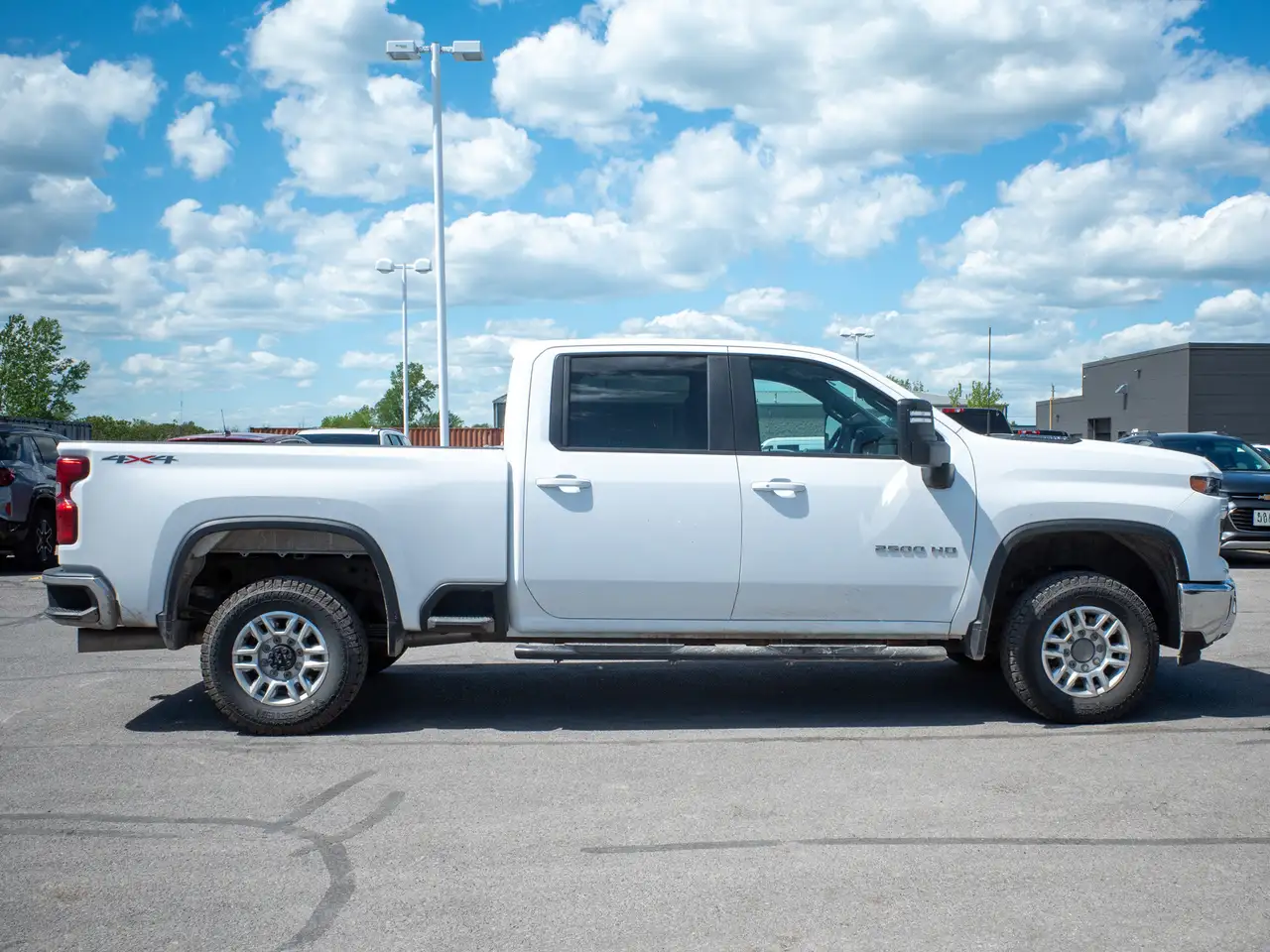 Chevrolet Silverado 2500 снимка Chevrolet Silverado 2500