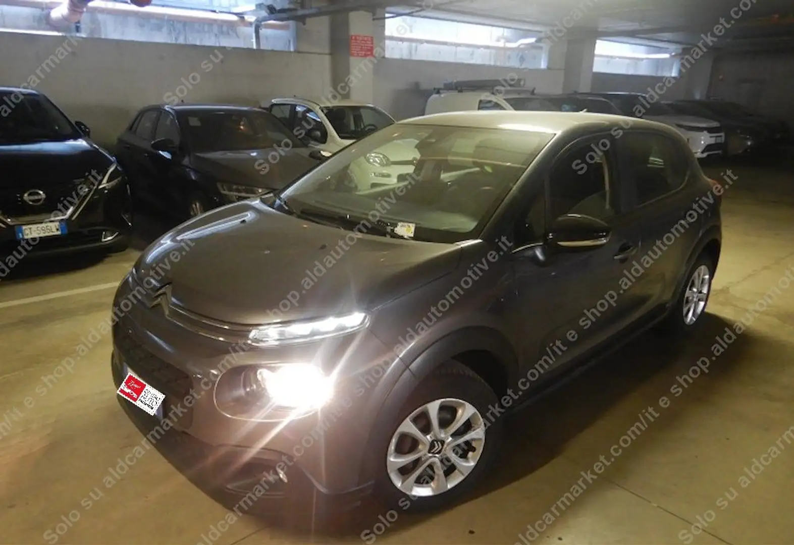 Citroen C3 C3 III 2017 1.2 puretech Feel s * Grijs - 1