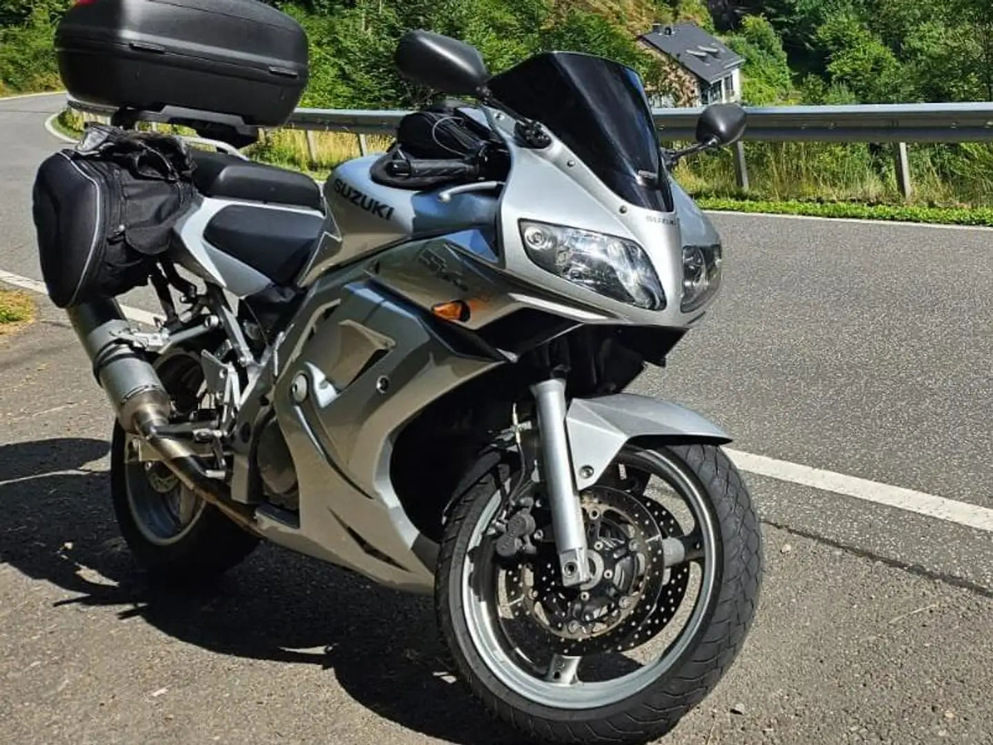 Suzuki SV 650 S A2 (Vol Vermogen mogelijk) Zilver - 1