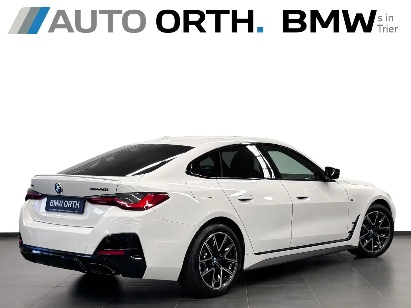 BMW M440i xDrive Gran Coupé LEDER GLAS-SD HUD ACC hk Weiß - 2