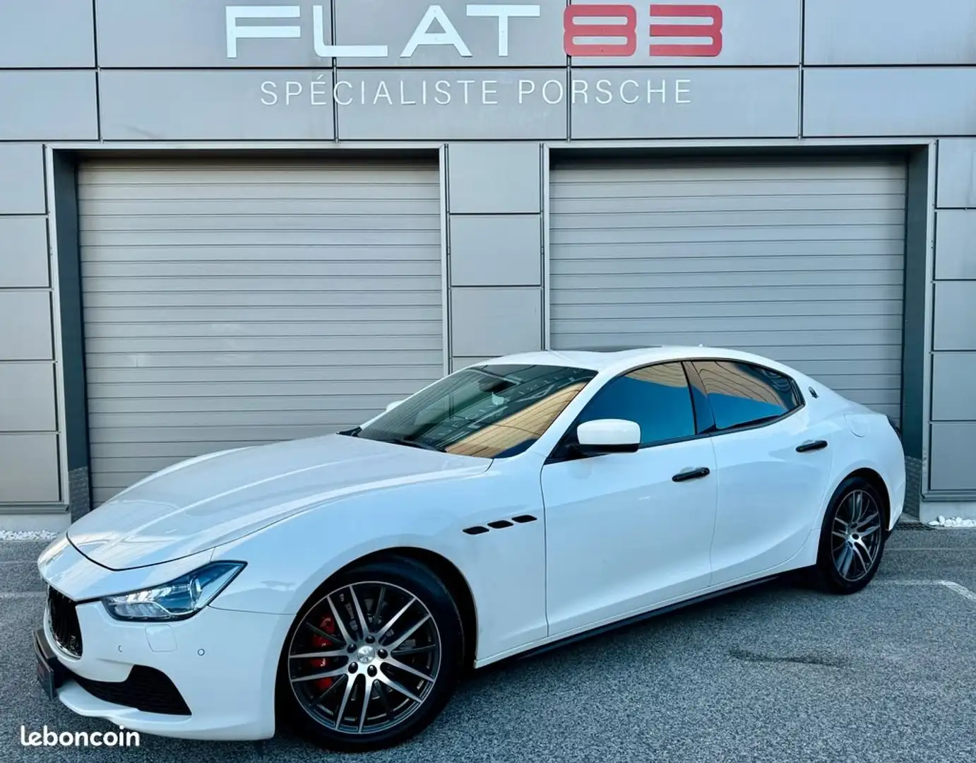 Maserati Ghibli 3.0 V6 410 S Q4 A Bílá - 1