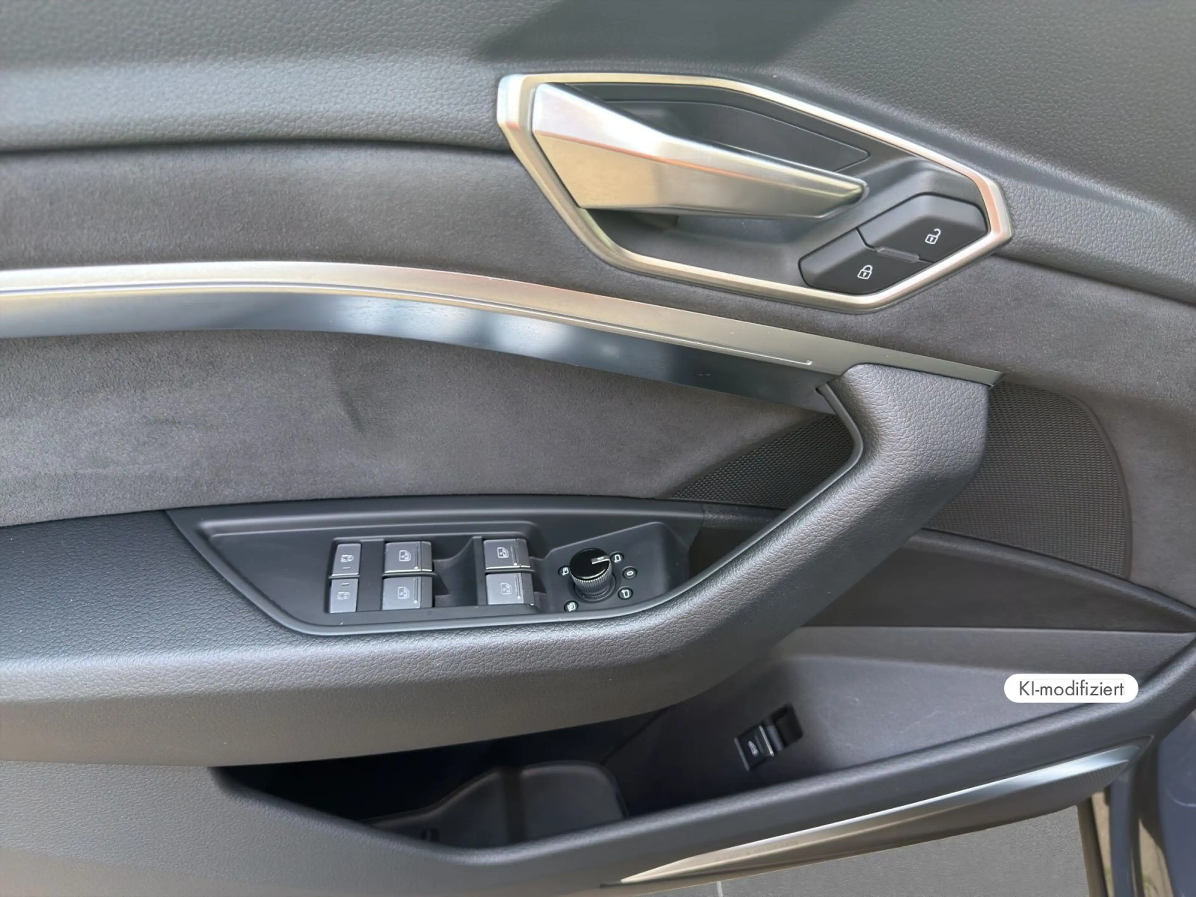 Audi Q8 e-tron S line Q8 Sportback e-tron S — photo 13