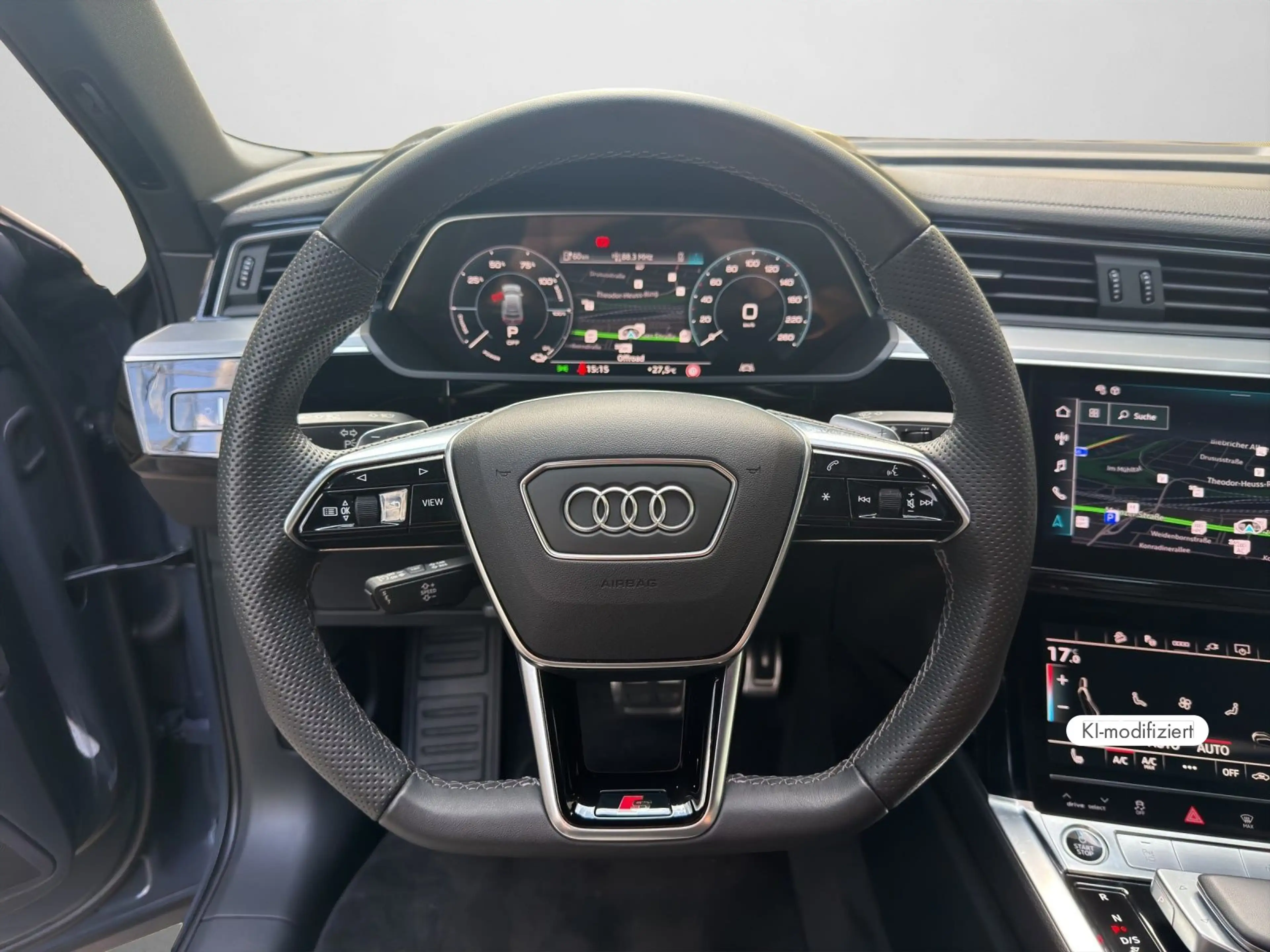 Audi Q8 e-tron S line Q8 Sportback e-tron S — photo 9