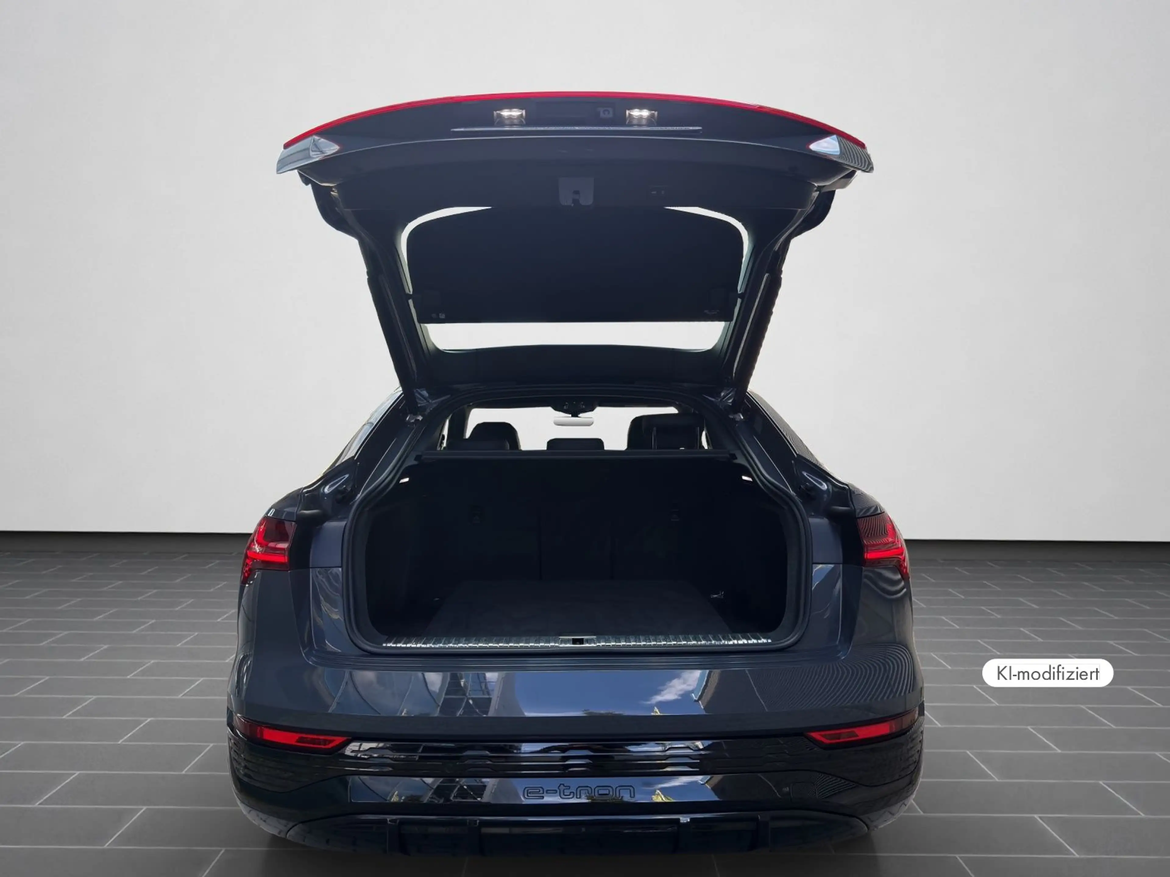 Audi Q8 e-tron S line Q8 Sportback e-tron S — photo 15