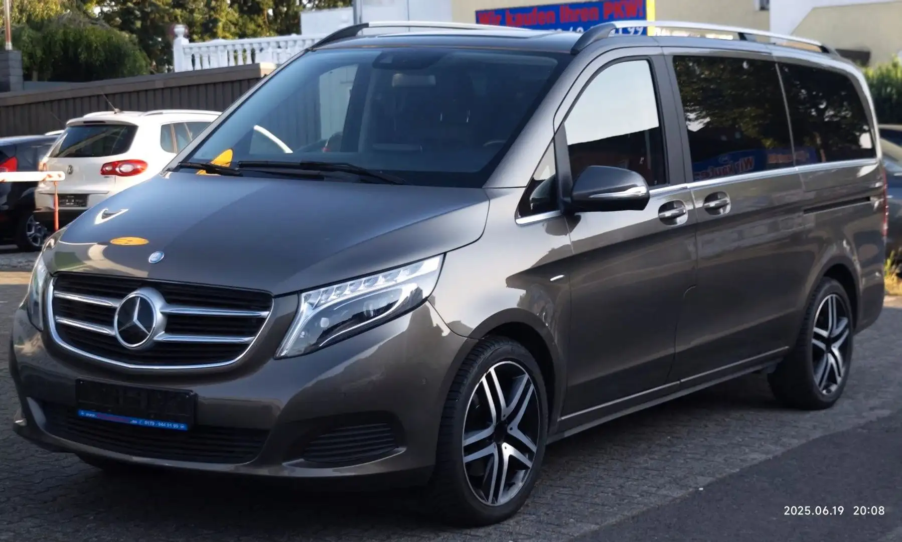 Mercedes-Benz V 250 Avantgarde lang ,Leder 7 Sitzer Hnědá - 2