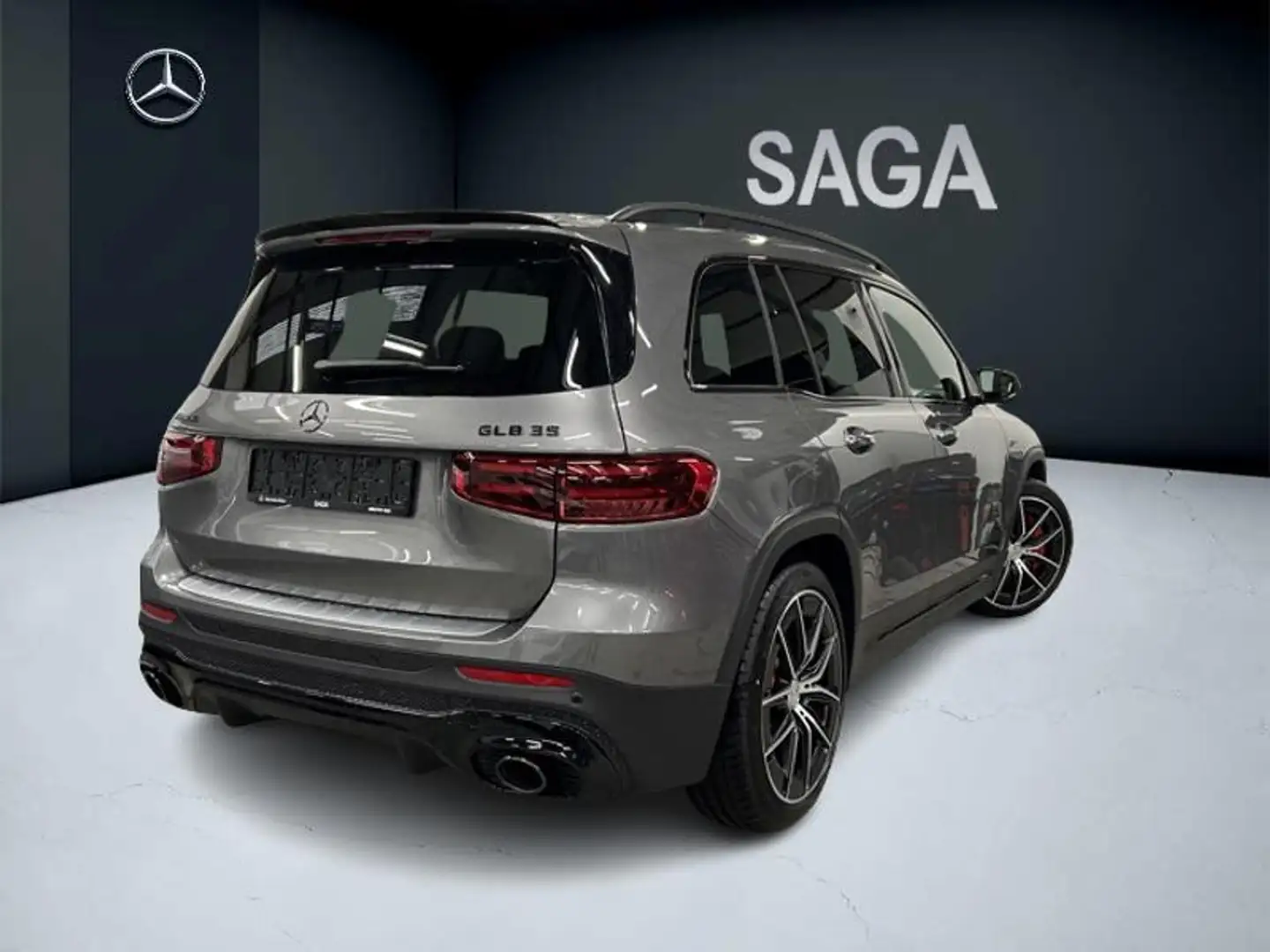 Mercedes-Benz GLB 35 AMG 4Matic Pano Attelage Facelift Grau - 2