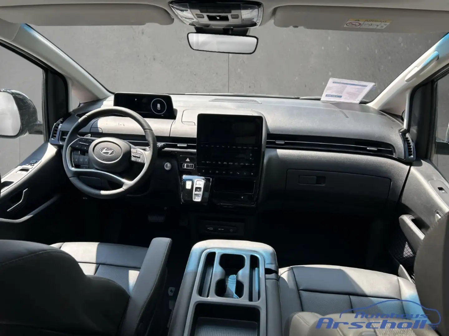 Hyundai STARIA Prime Hybrid 9-Sitzer (MY25) Navi Digitales Cockpi Zwart - 2