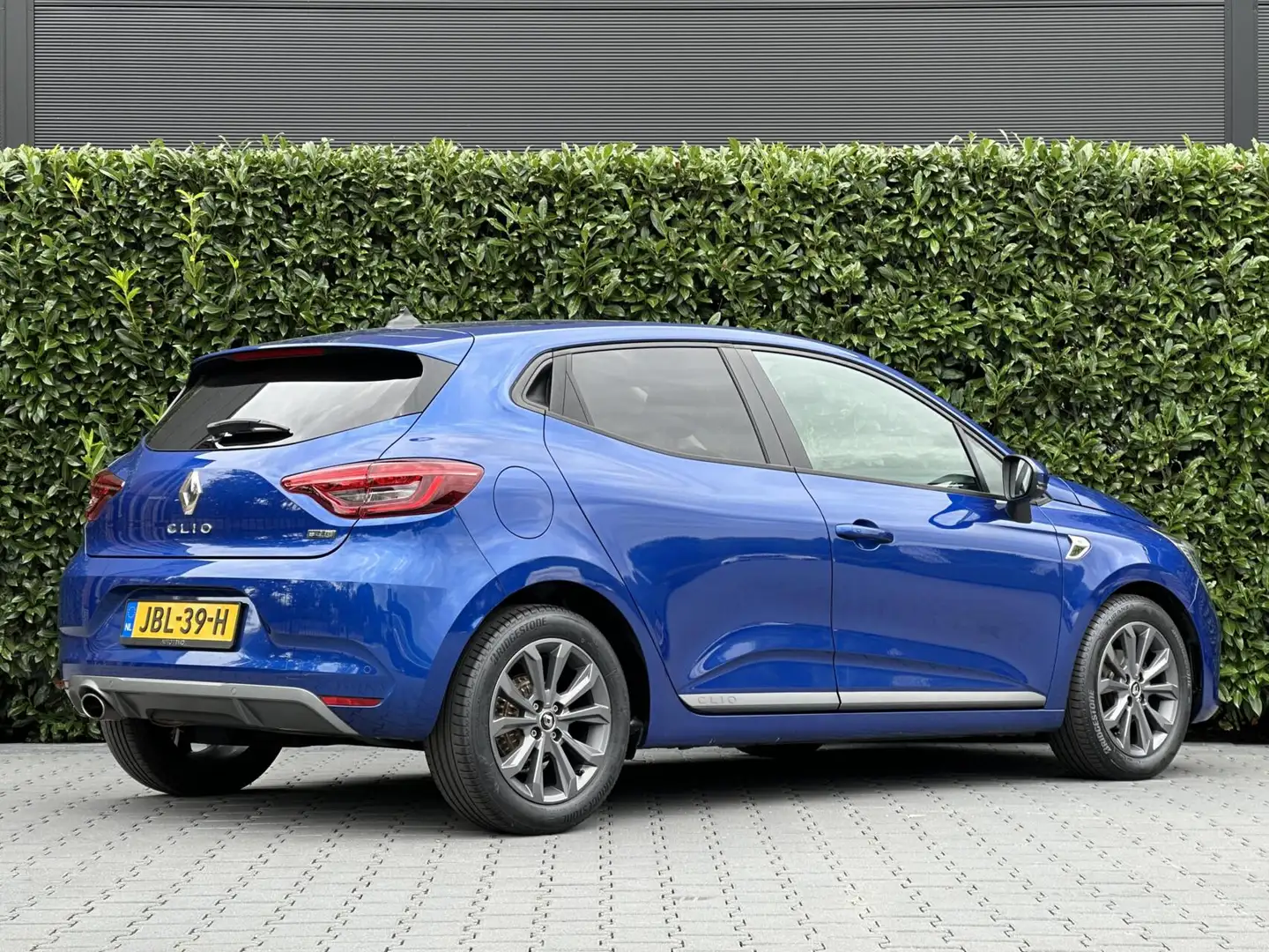 Renault Clio 1.0 TCe R.S. Line, NAVI, CRUISE, ECC-AIRCO, PDC, C Blauw - 2