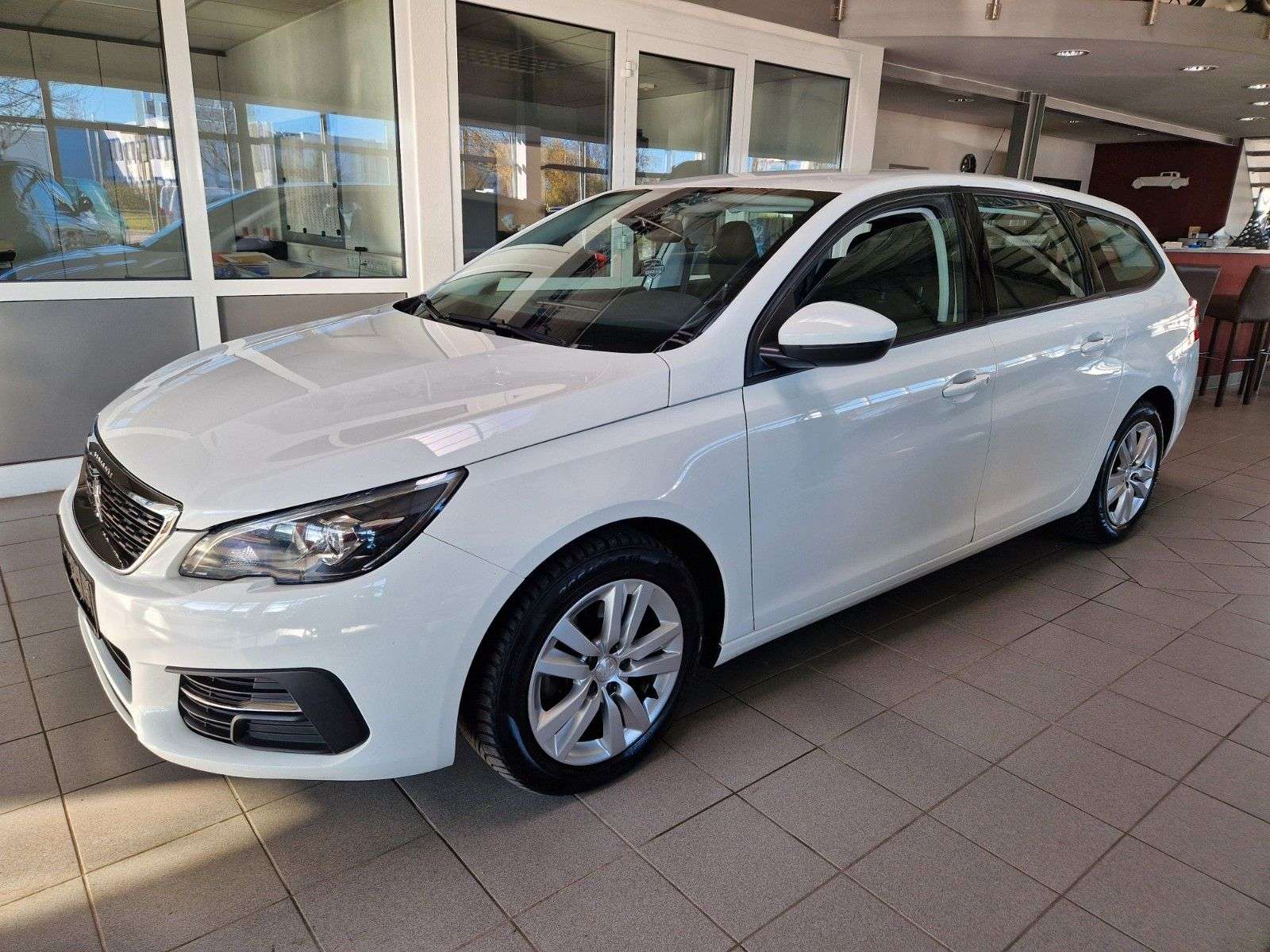 Second hand Peugeot 308 1.5