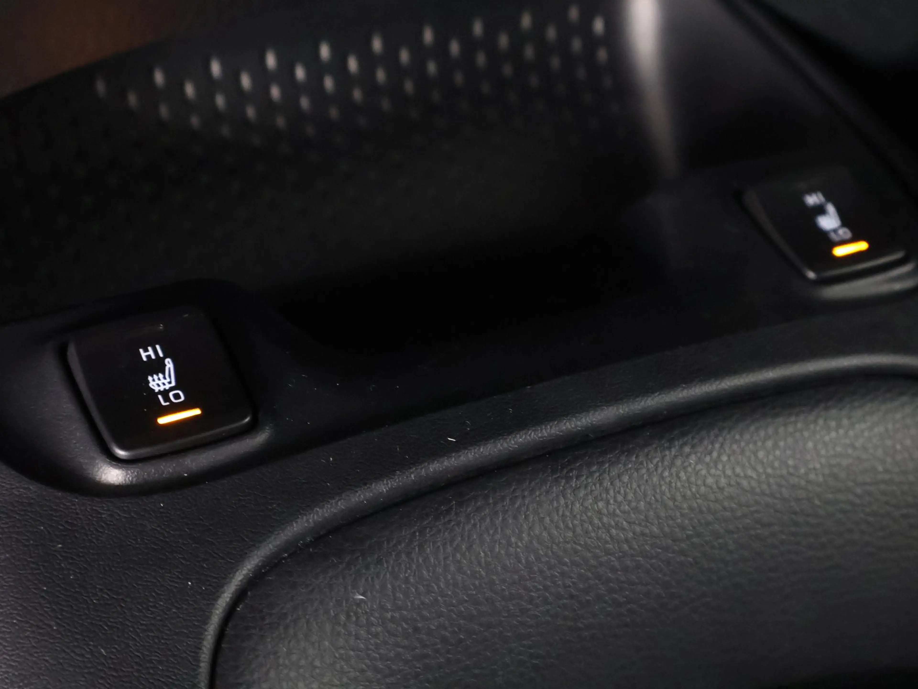 Toyota Corolla Touring Sports Hybrid 140 Business Luxury | Stoelv — photo 17