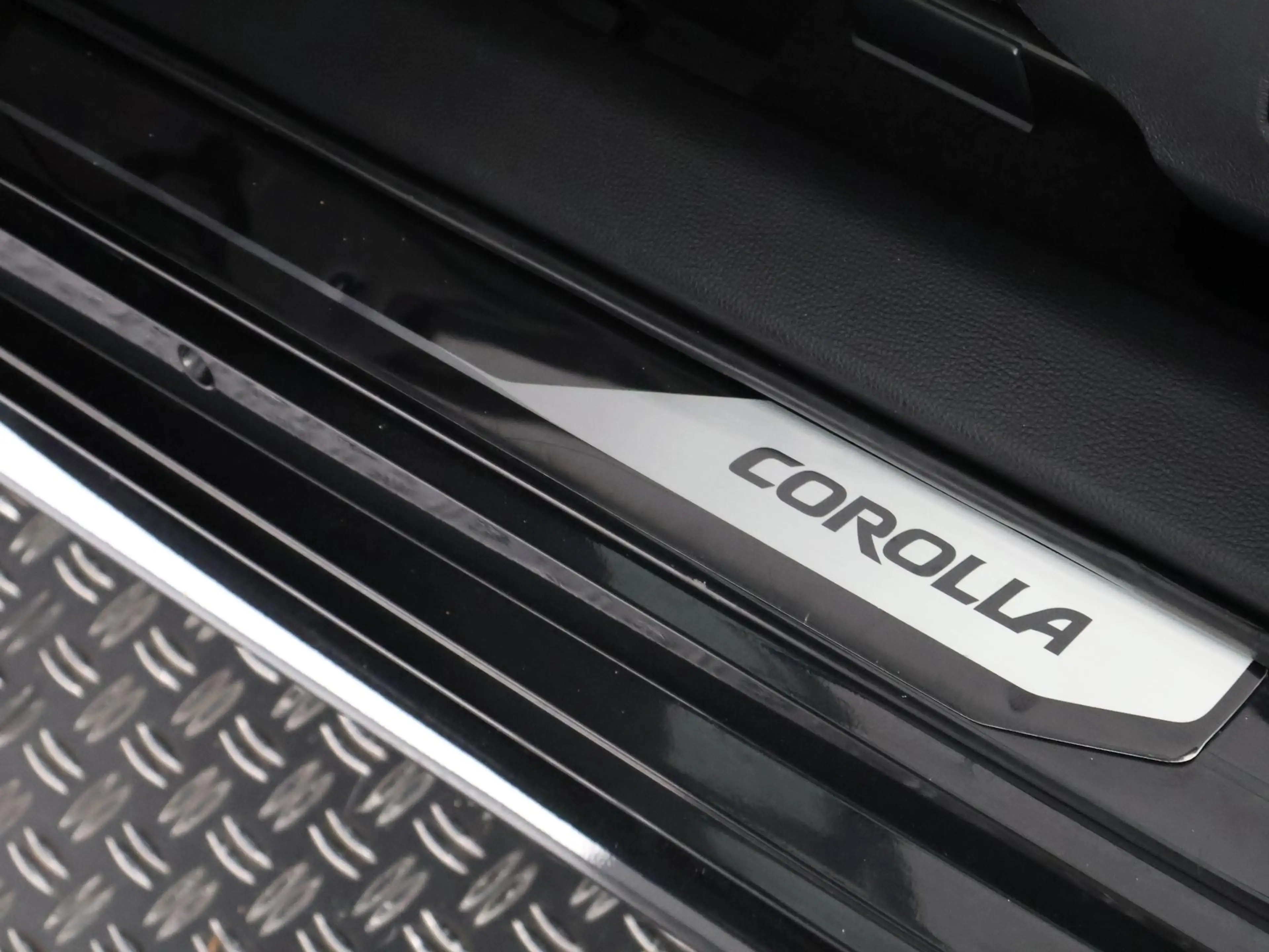 Toyota Corolla Touring Sports Hybrid 140 Business Luxury | Stoelv — photo 21