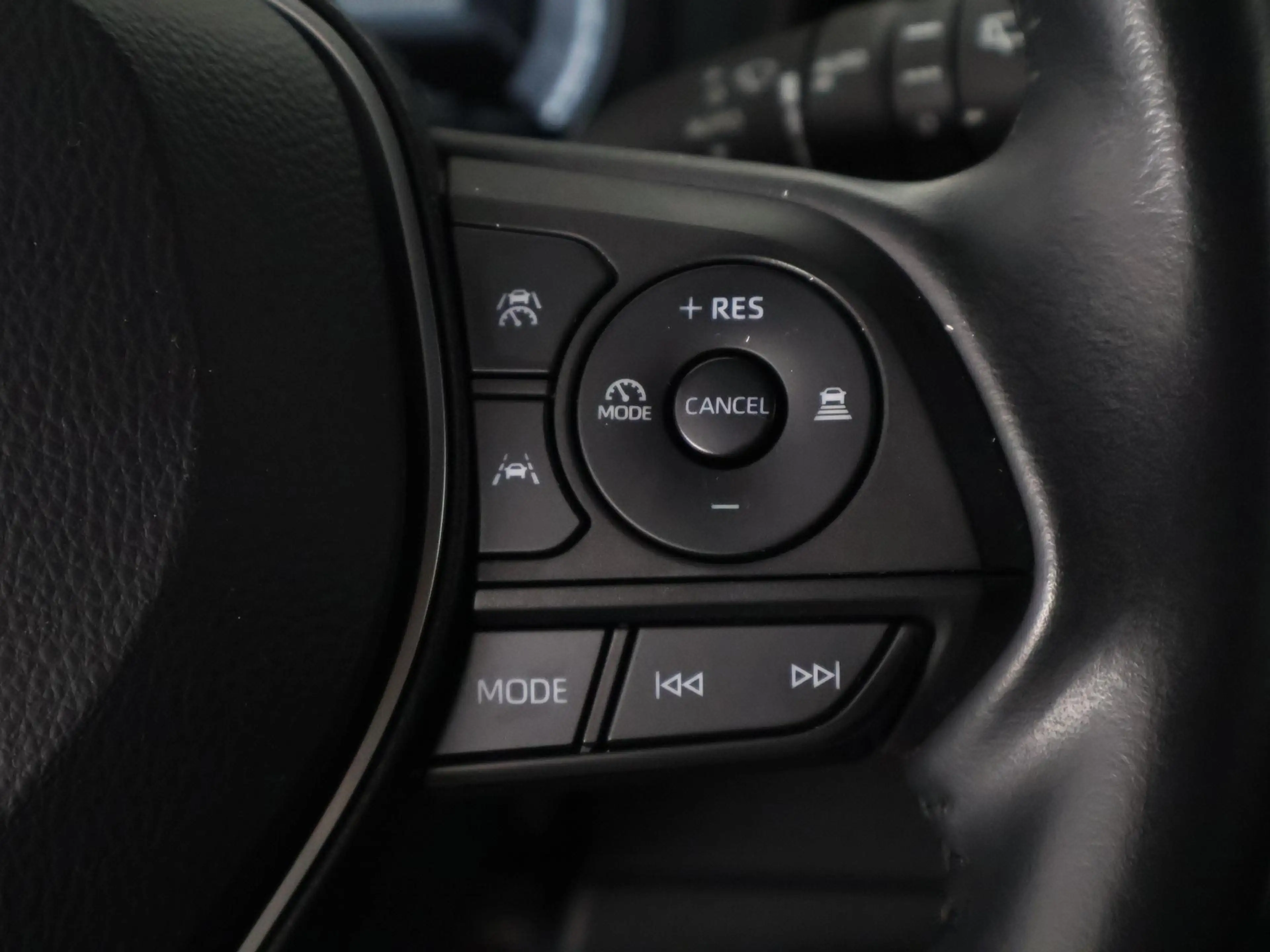 Toyota Corolla Touring Sports Hybrid 140 Business Luxury | Stoelv — photo 16