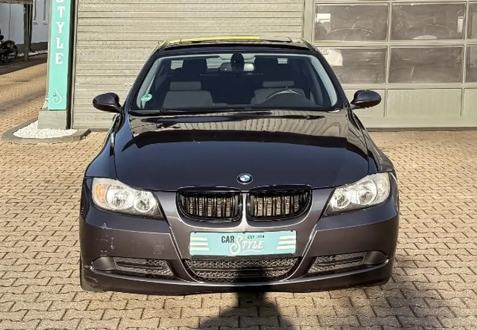 BMW 320 d E90 LIMO PDC KLIMA Grau - 2