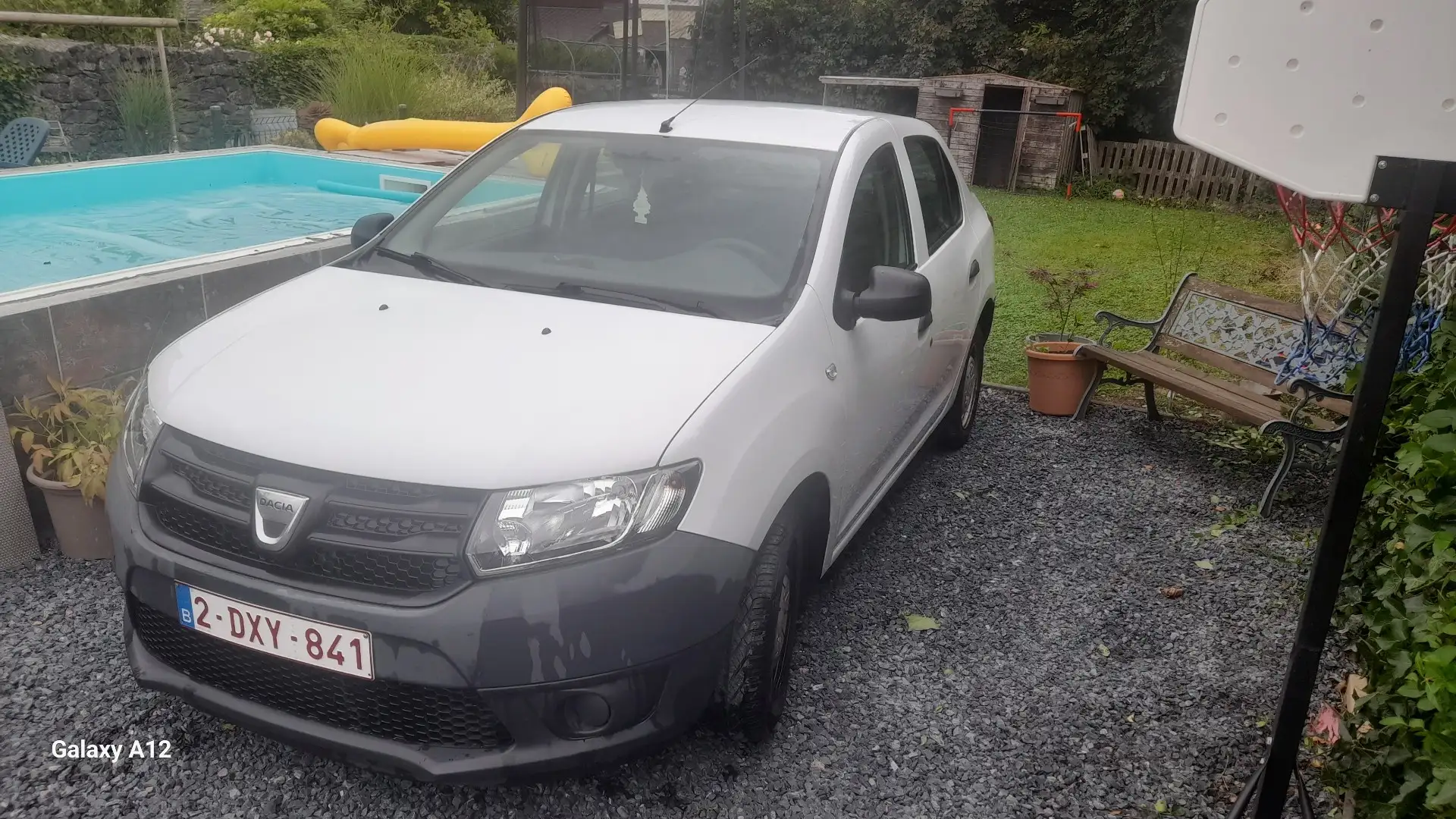 Dacia Logan 1.2i - 1