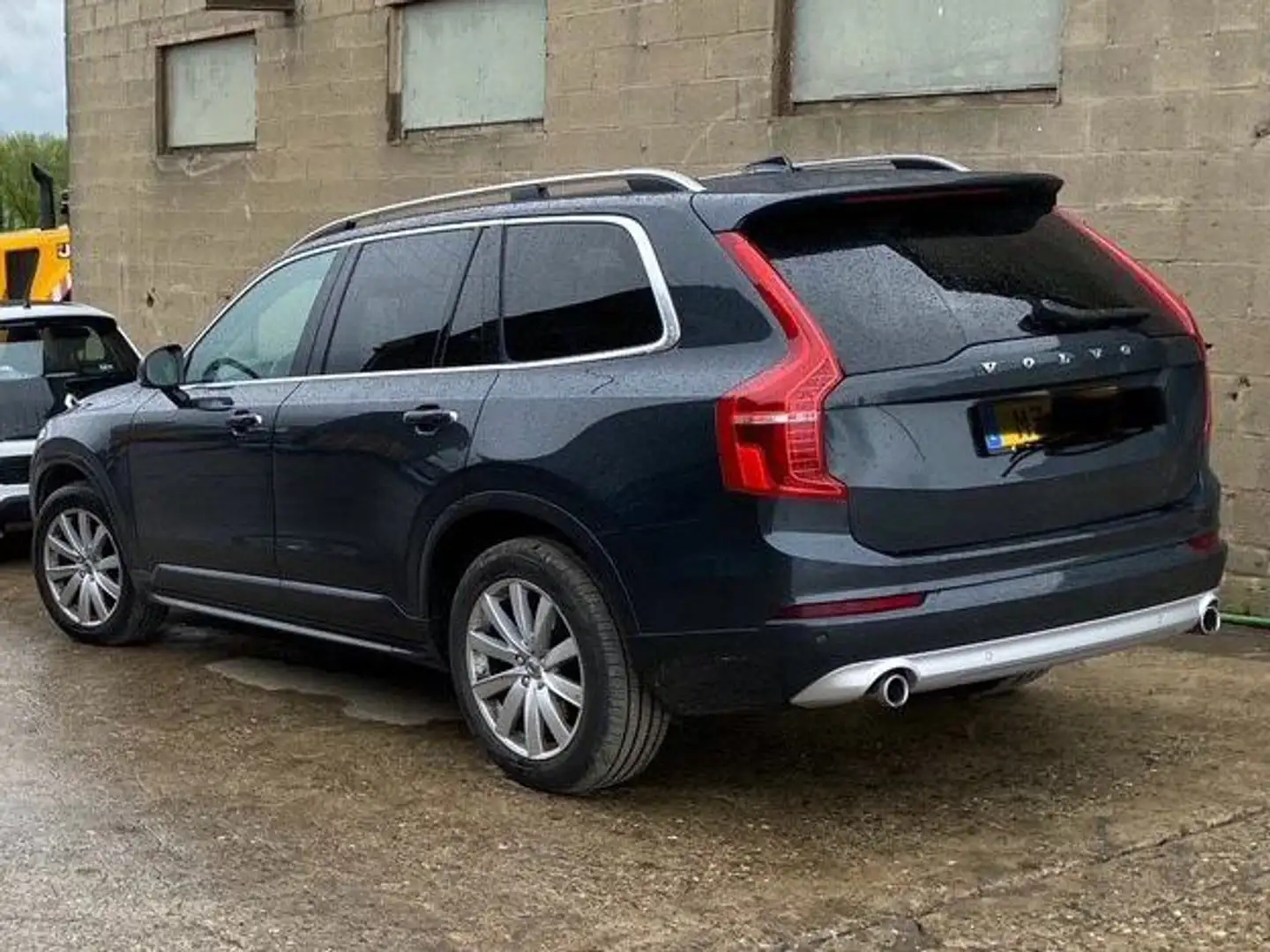 Volvo XC90 XC90 D5 AWD Geartronic Momentum Noir - 2