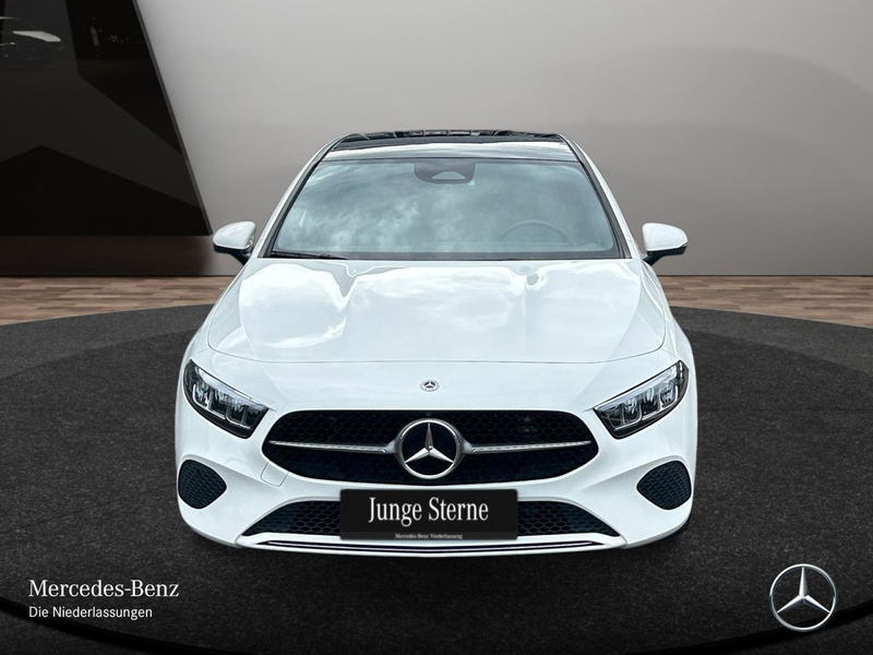 Mercedes-Benz A 180 d PROGRESSIVE+PANO+360°+LED+TOTW+KEYLESS+8G — photo 3