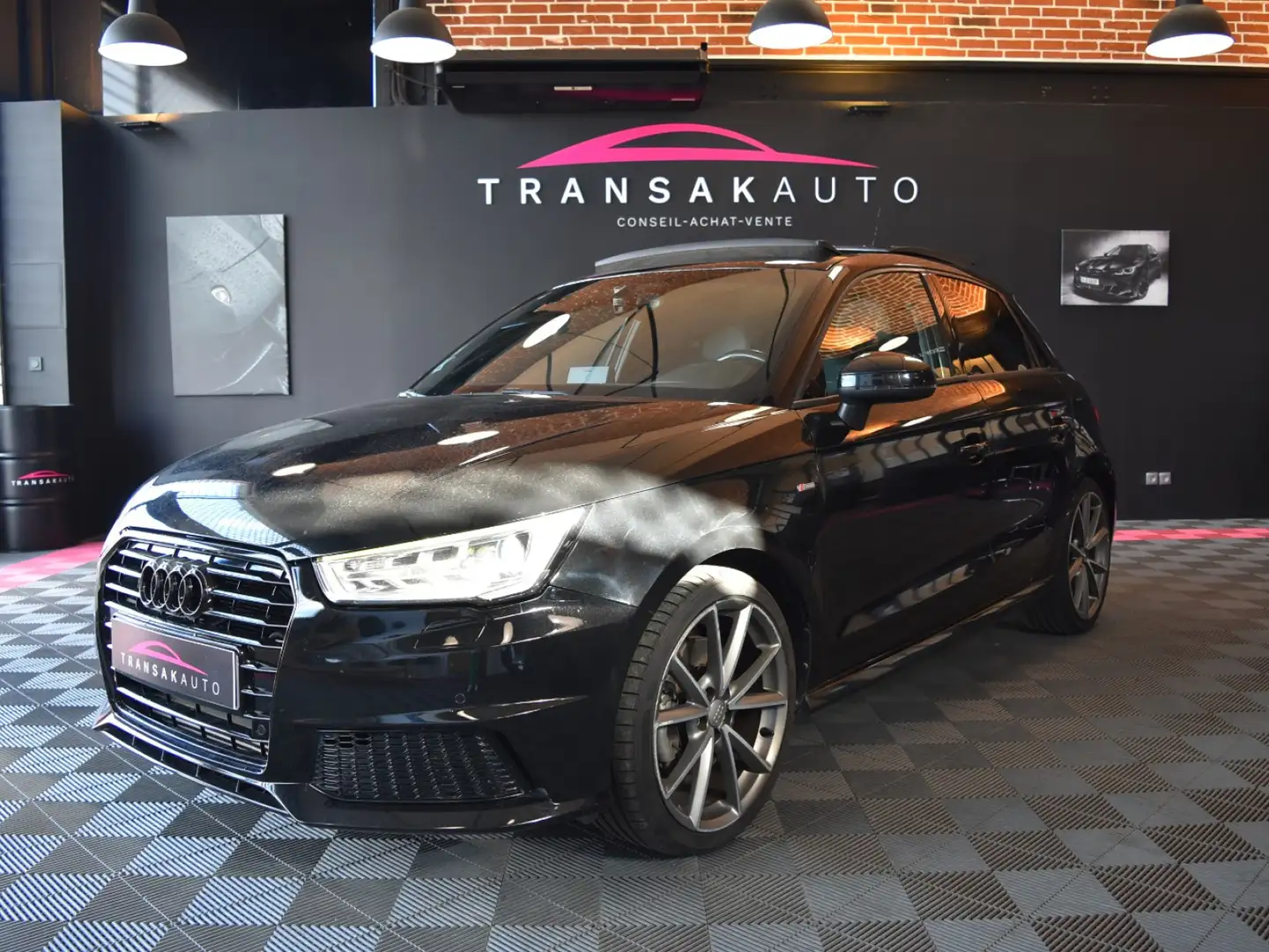 Audi A1 A1 Sportback 1.8 TFSI 192 S tronic S line Siyah - 1