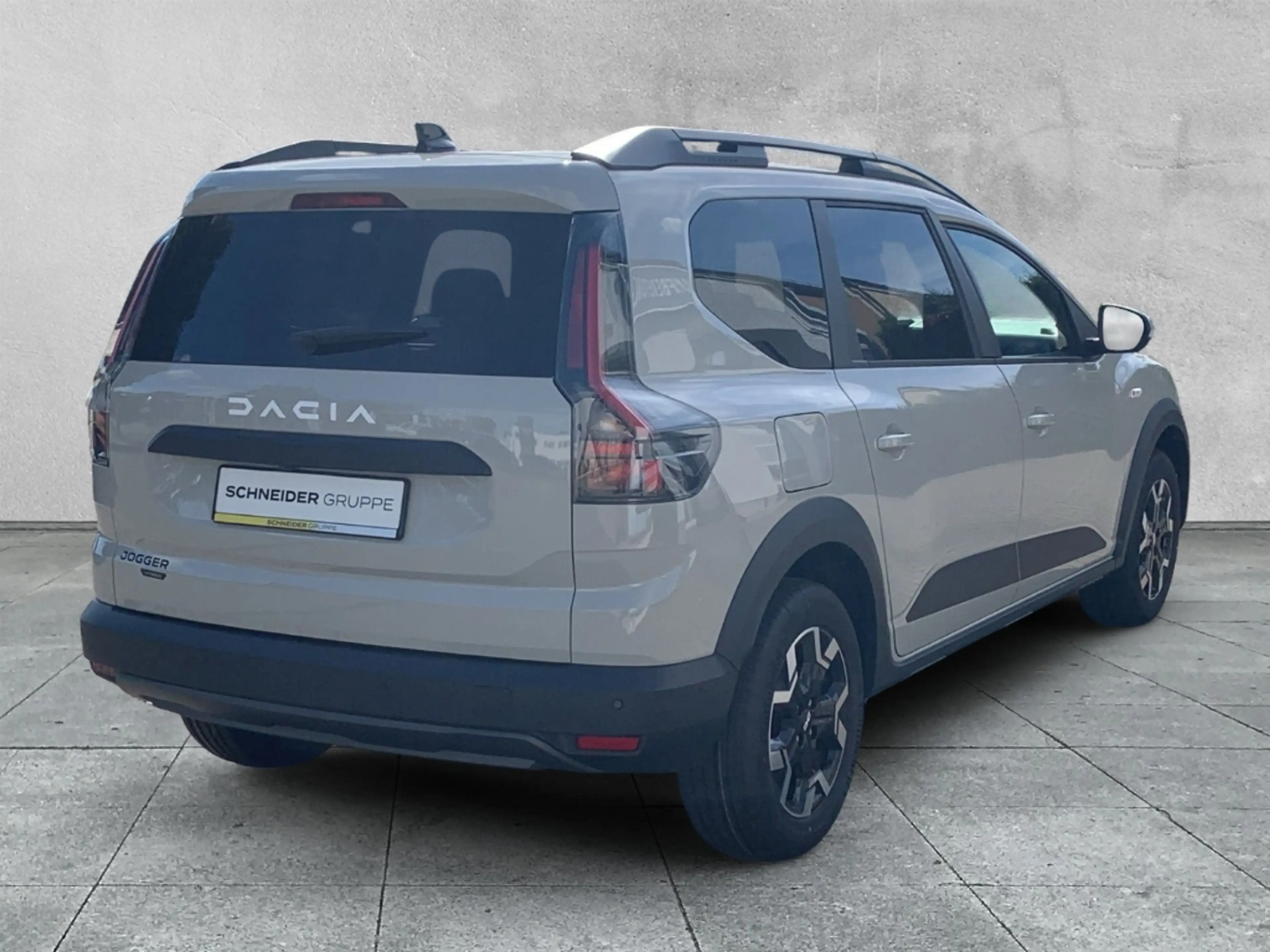 Dacia Jogger JOURNEY HYBRID 155 Journey SHZ+PDC+NAV+KAMERA+LED — photo 5