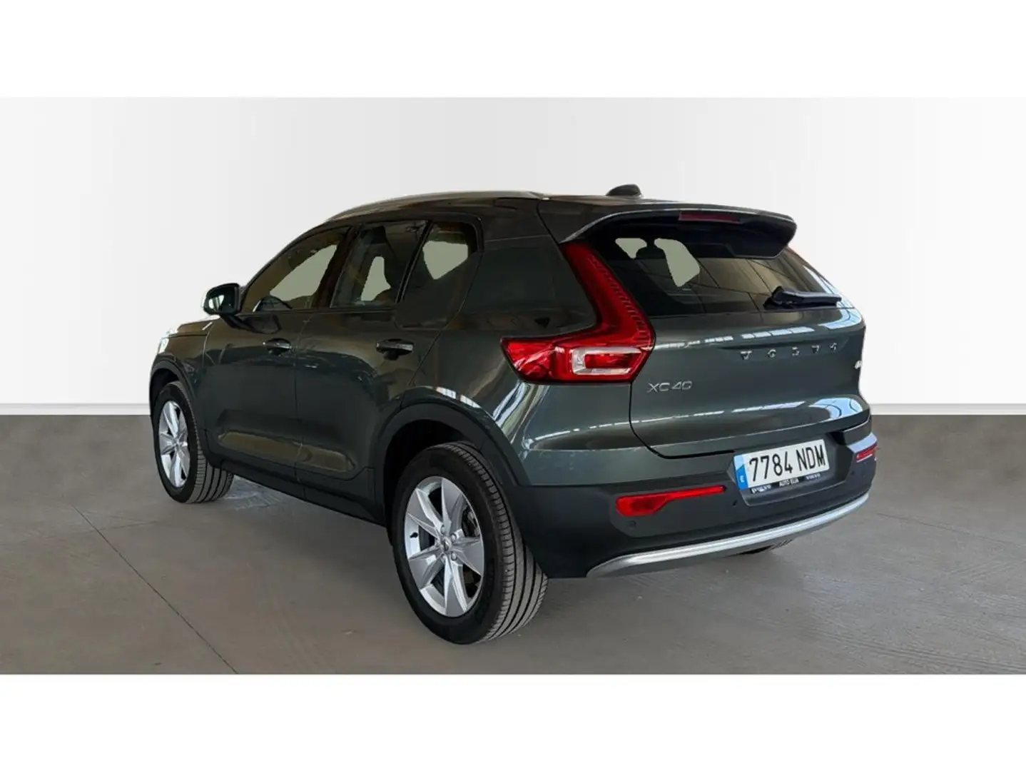 Volvo XC40 B3 Core Aut. Verde - 2