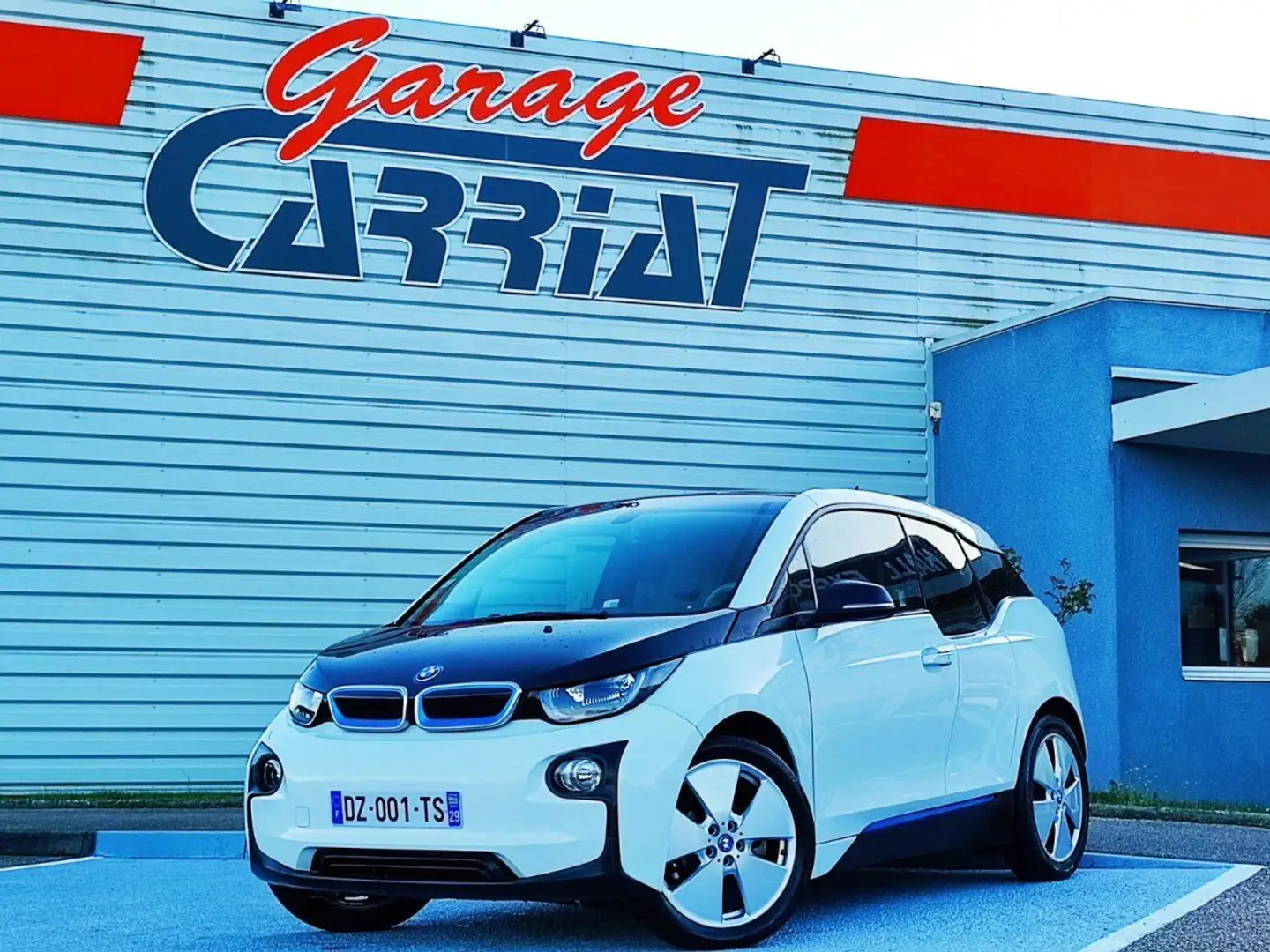 BMW i3 60ah 170cv urbanlife loft bijela - 1
