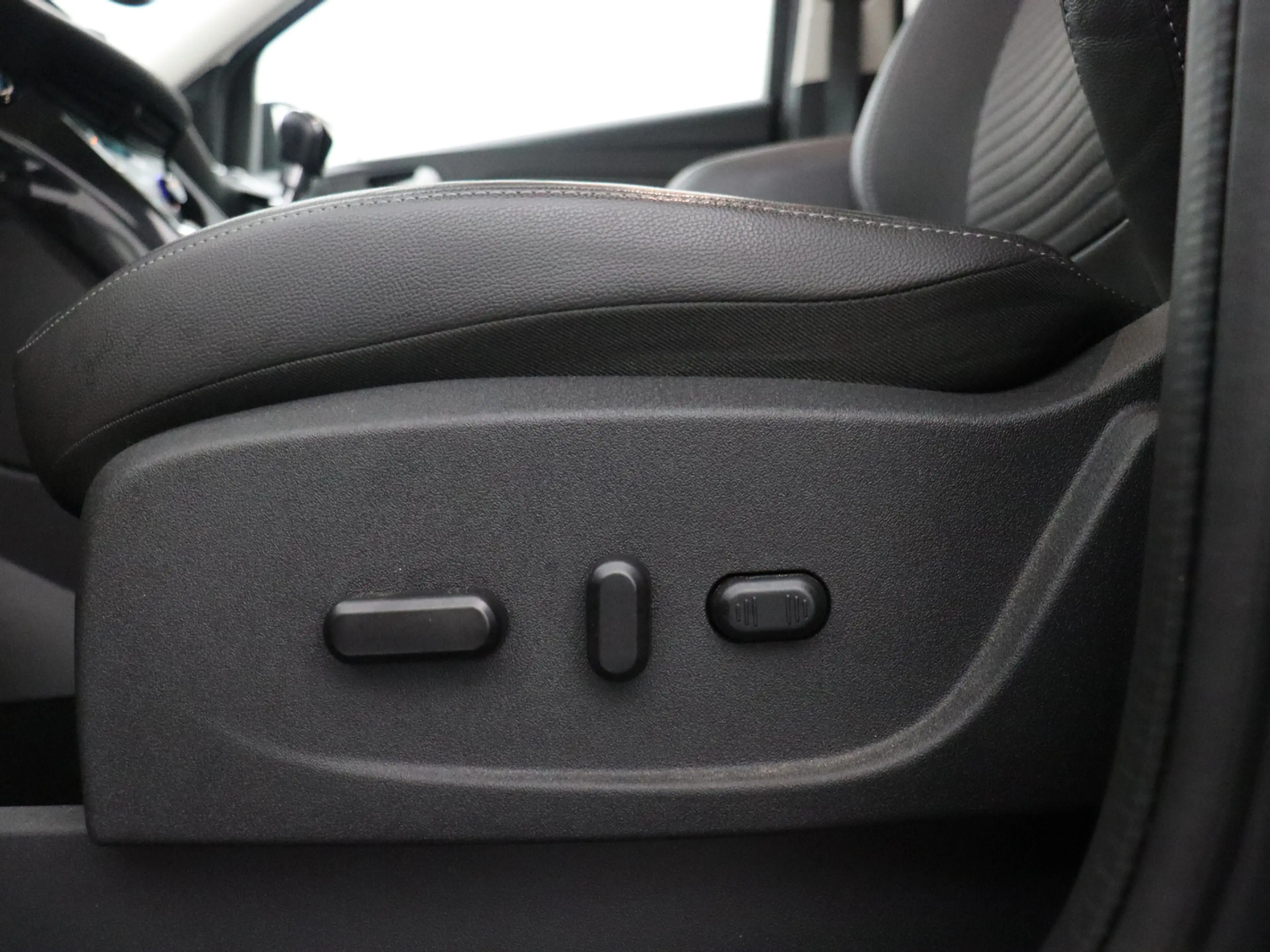 Ford Kuga 1.5 EcoBoost ST Line Apple Carplay/Android Auto, C — photo 22