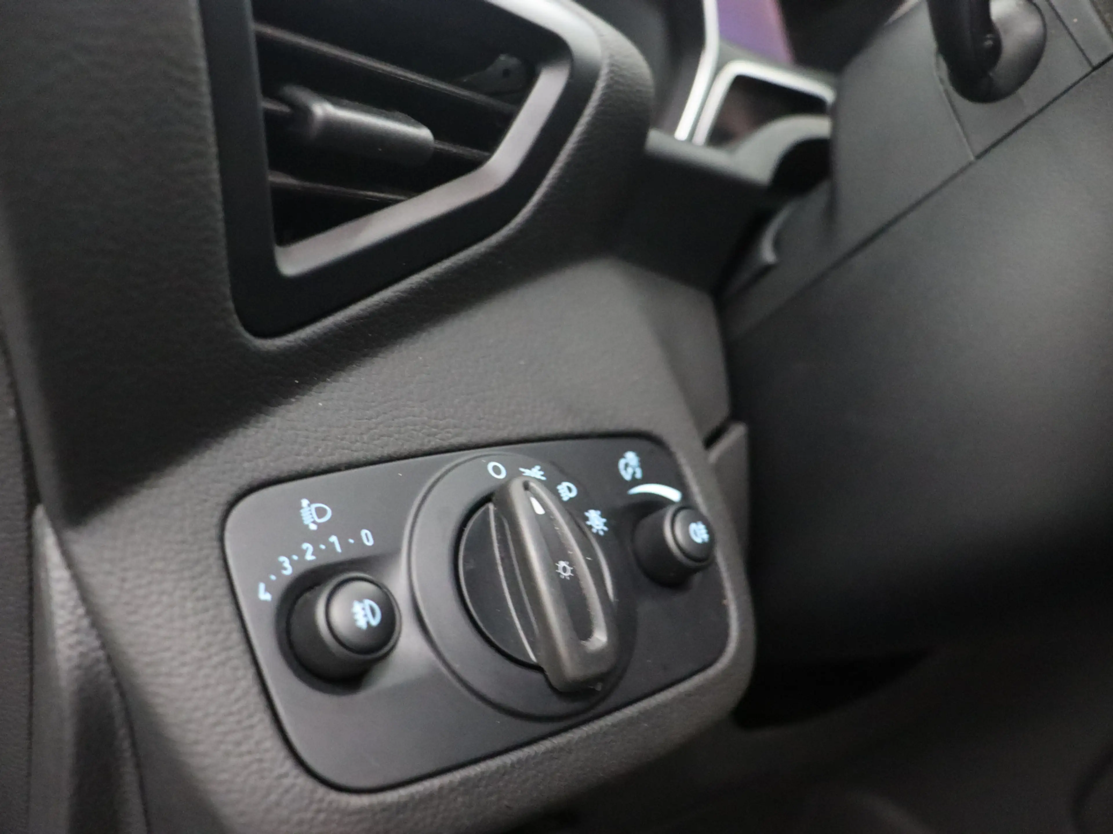 Ford Kuga 1.5 EcoBoost ST Line Apple Carplay/Android Auto, C — photo 25