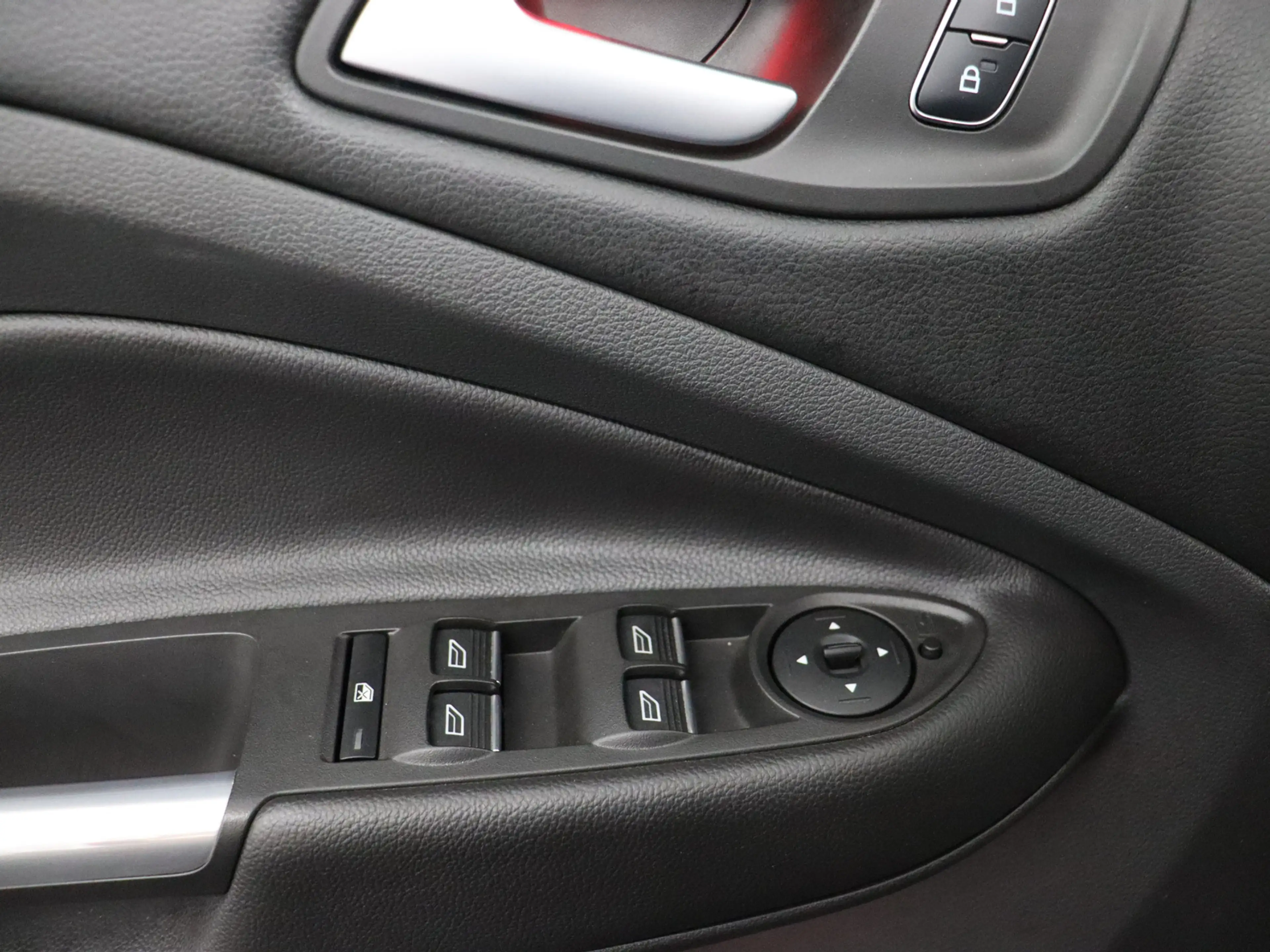Ford Kuga 1.5 EcoBoost ST Line Apple Carplay/Android Auto, C — photo 20