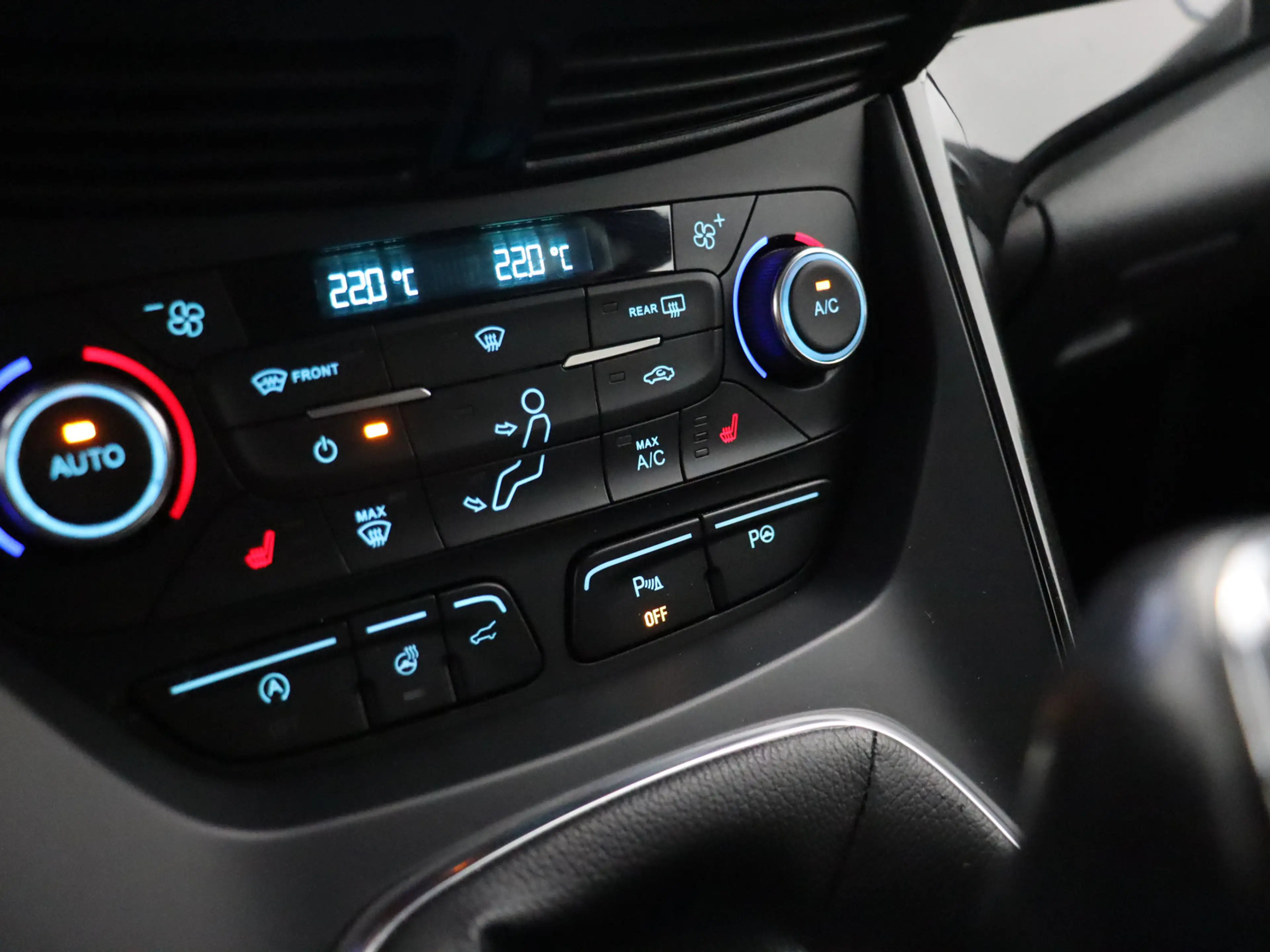 Ford Kuga 1.5 EcoBoost ST Line Apple Carplay/Android Auto, C — photo 39