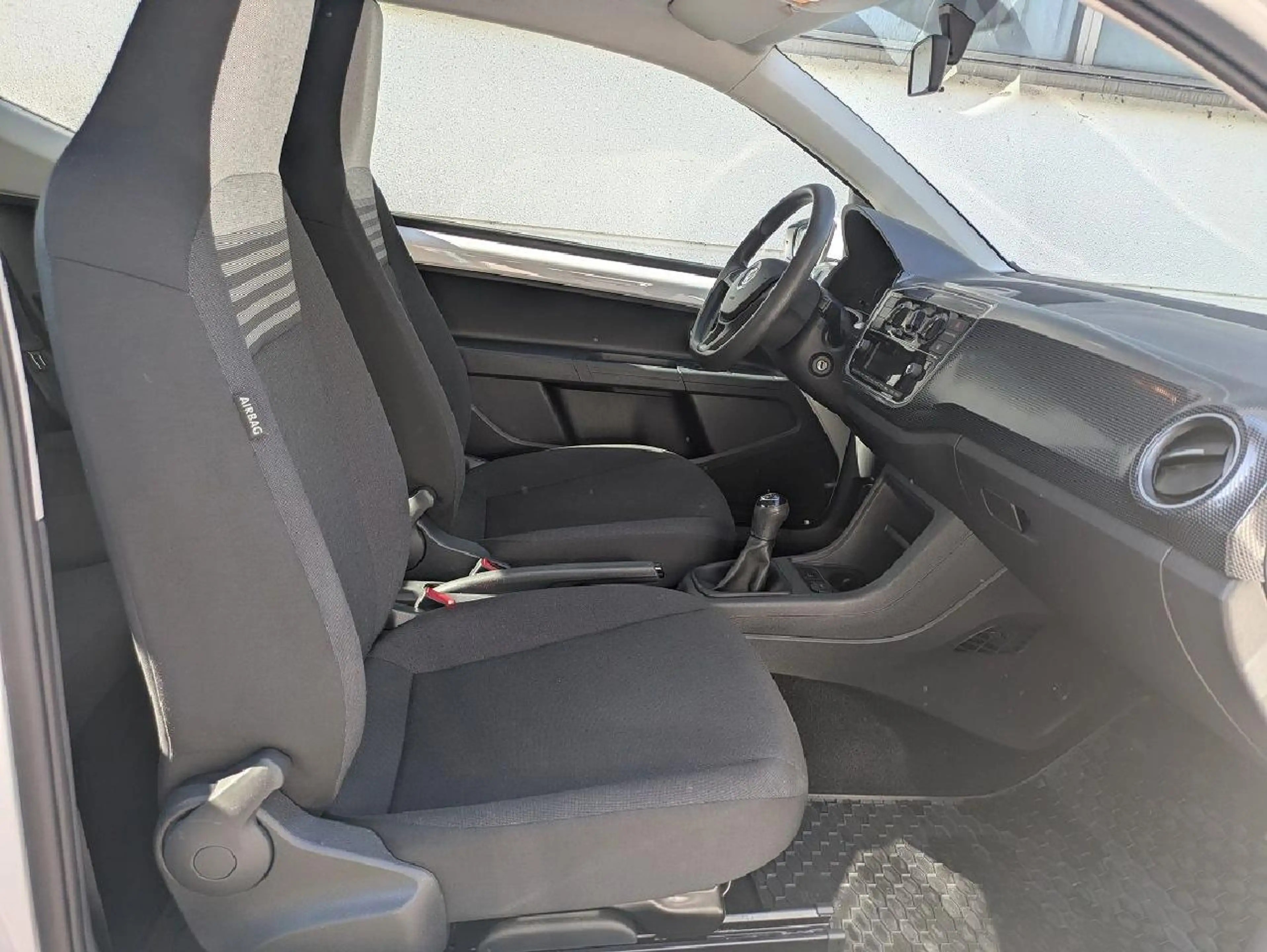 Volkswagen up! up! 1.0 move up! *Klima,Bluetooth* — photo 6