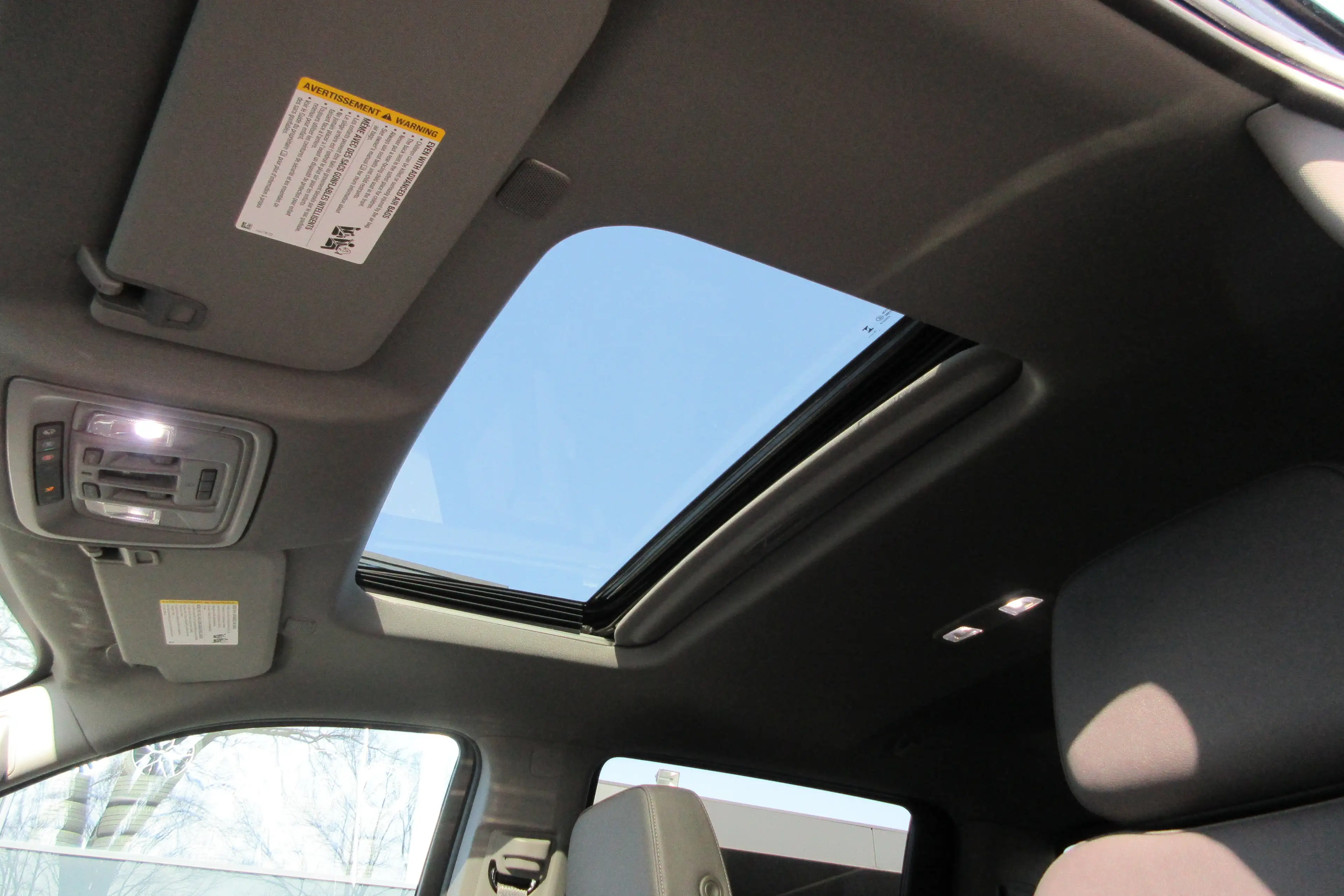 Chevrolet Silverado GMC Sierra 3.0 Elevation Black Pack X31 Mod ´26 — photo 14