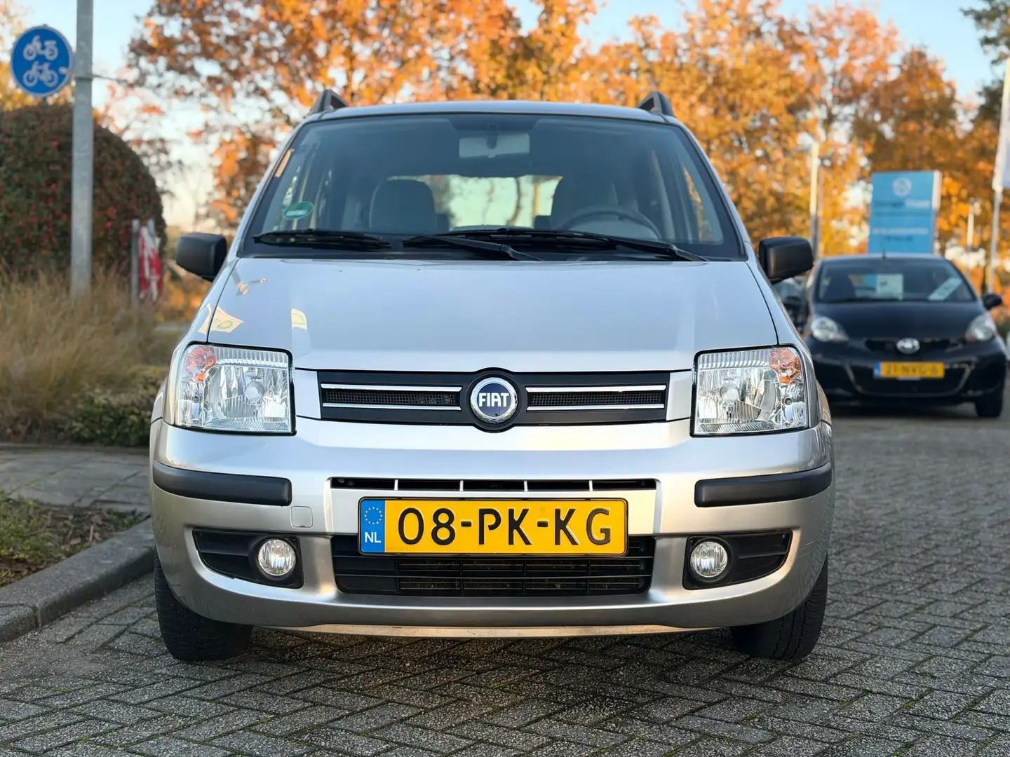 Fiat Panda 1.2 Emotion INVALIDE automaat 1e eigenaar !! Grijs - 2