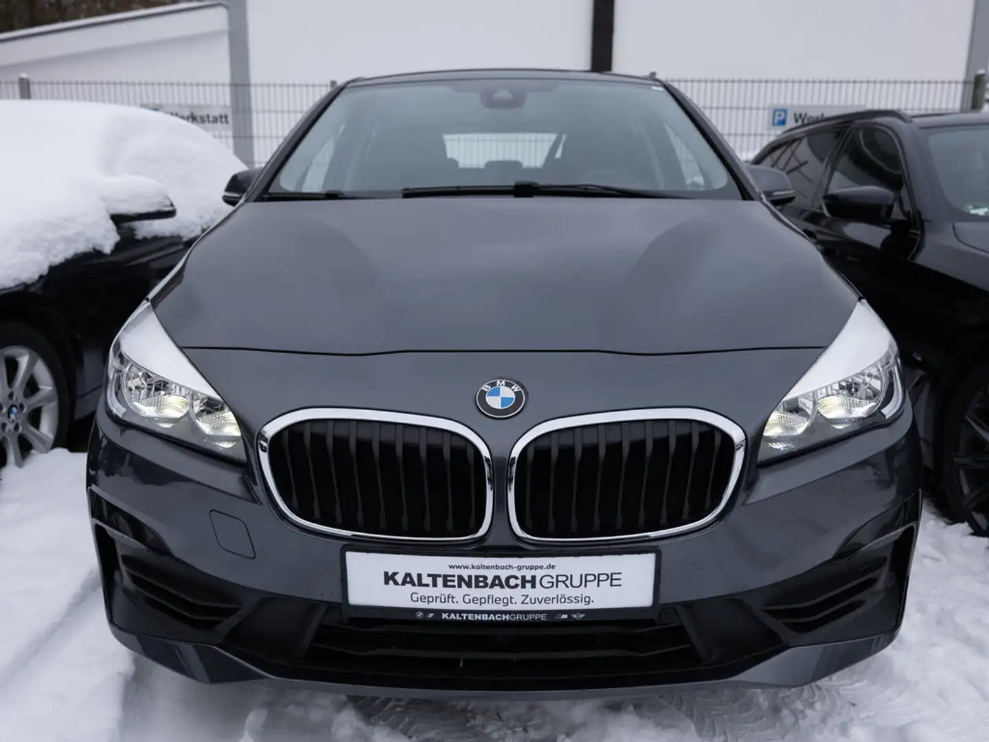 BMW 218 i Active Tourer FACELIFT SHZ PDC KLIMA Grau - 2