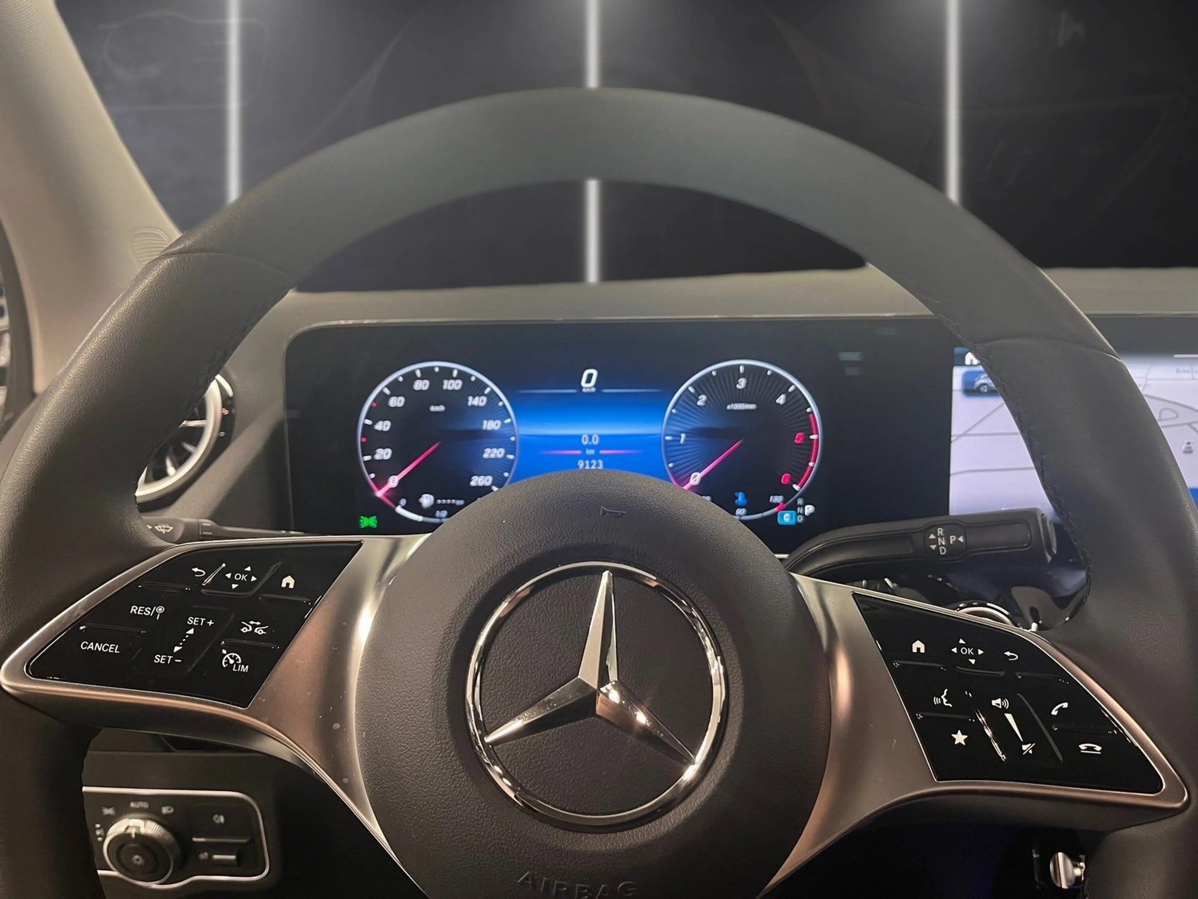 Mercedes-Benz GLA 220 d 4M Progressive*360*Totwink*Night*MBUX* — photo 8