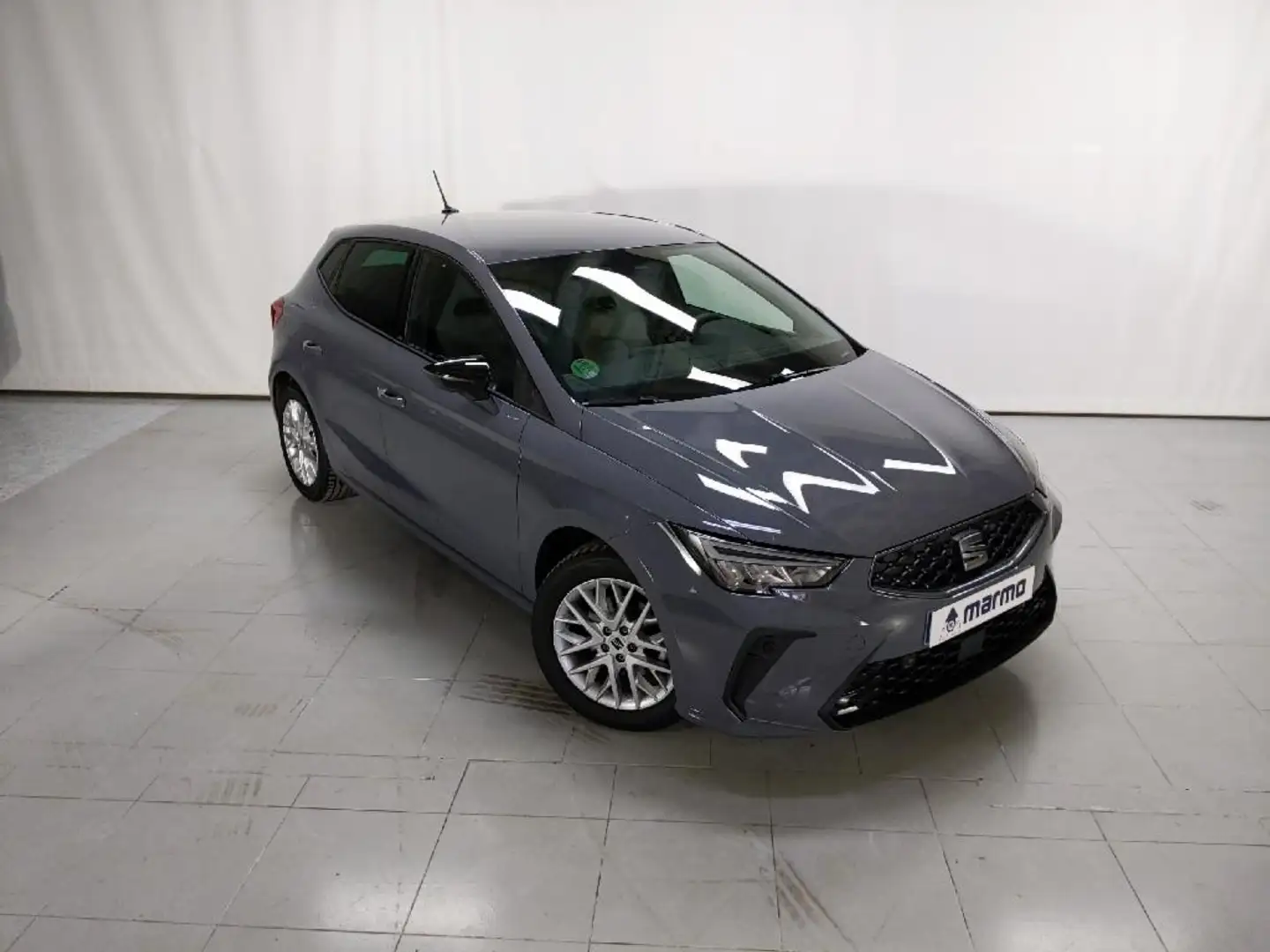 SEAT Ibiza FR+ 1.0 TSI 115CV SEMINUEVO Gris - 2