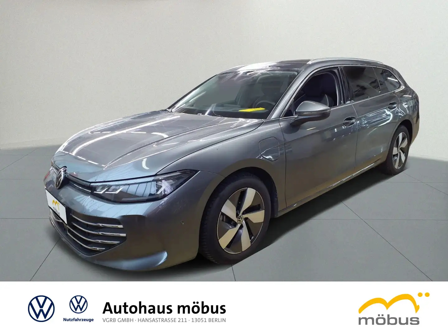 Volkswagen Passat 1.5 TSI eHybrid Business*AHK*HUD*LED*NAVI Grau - 2