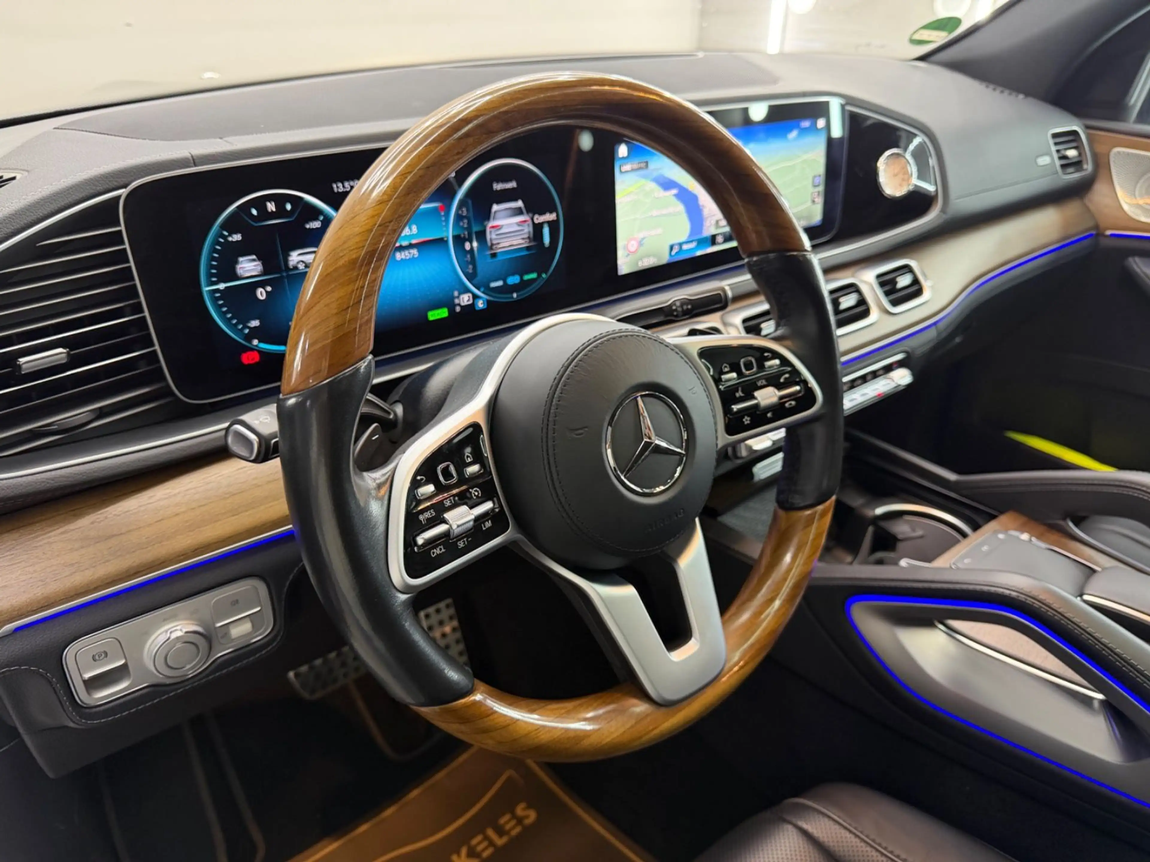 Mercedes-Benz GLS 580 4Matic 7-SITZER*360*LUFT*BURM*SITZBELÜFT — photo 14