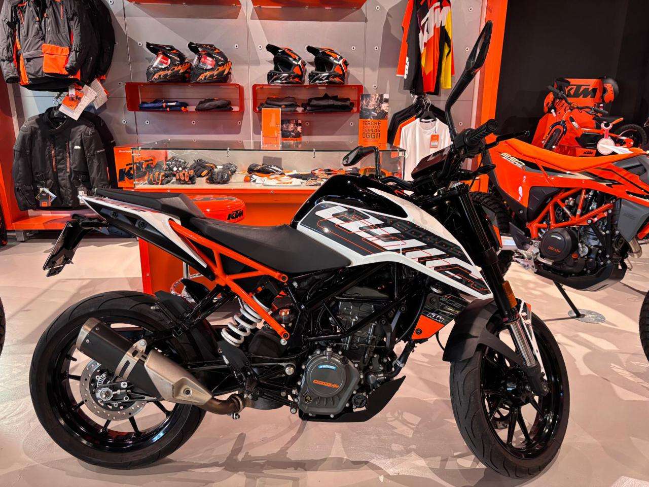 KTM 125 Duke ABS