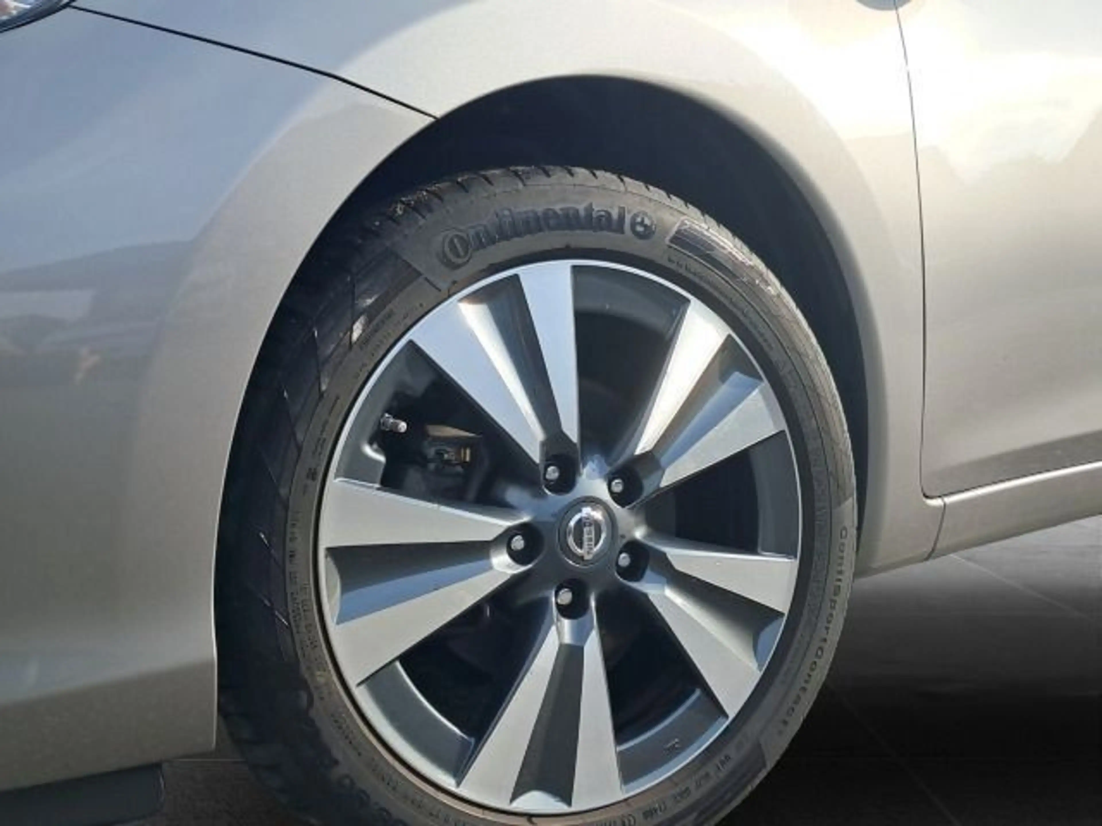 Nissan Pulsar 1.5 dCi N-Connecta — photo 8