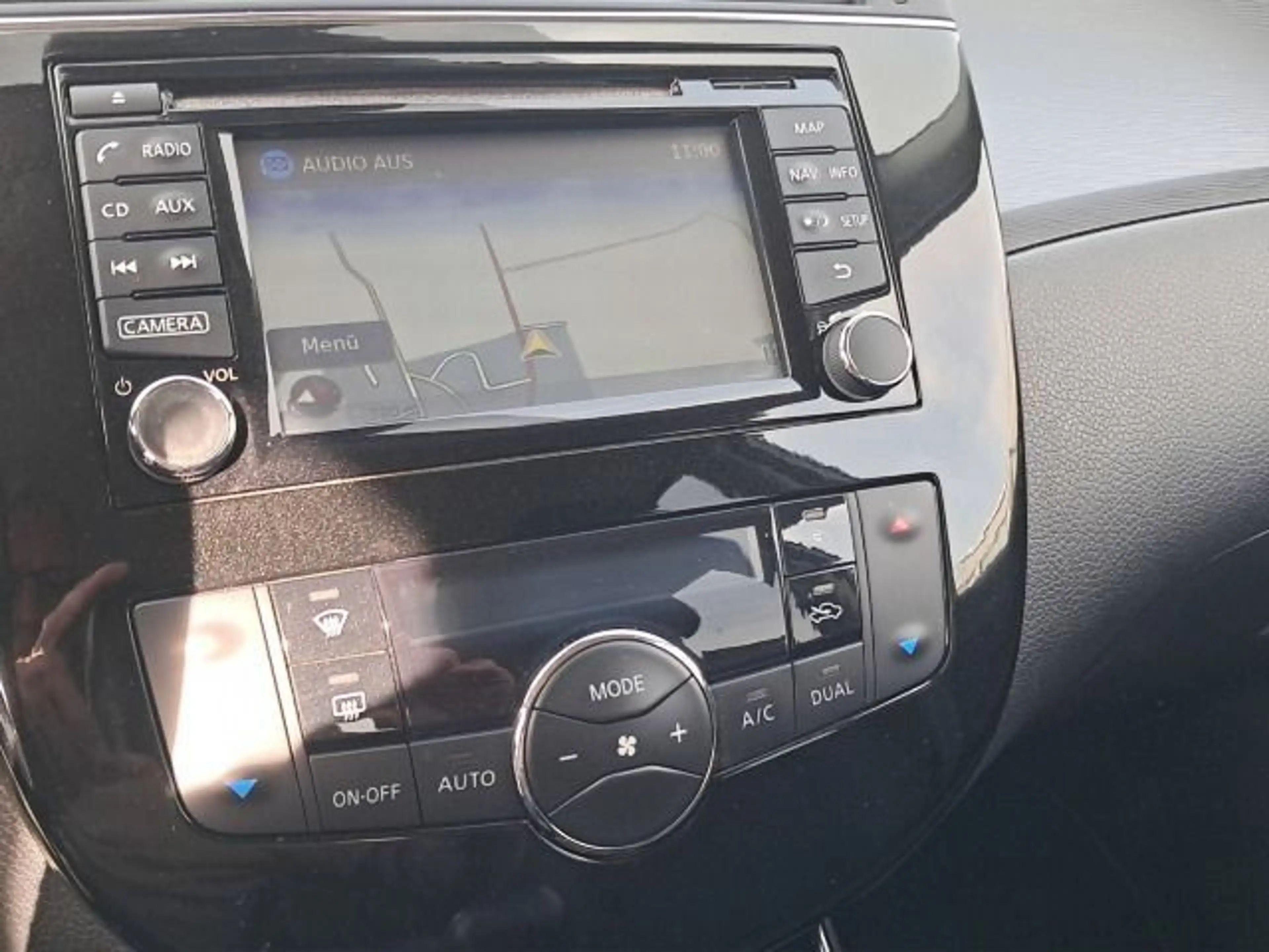 Nissan Pulsar 1.5 dCi N-Connecta — photo 13