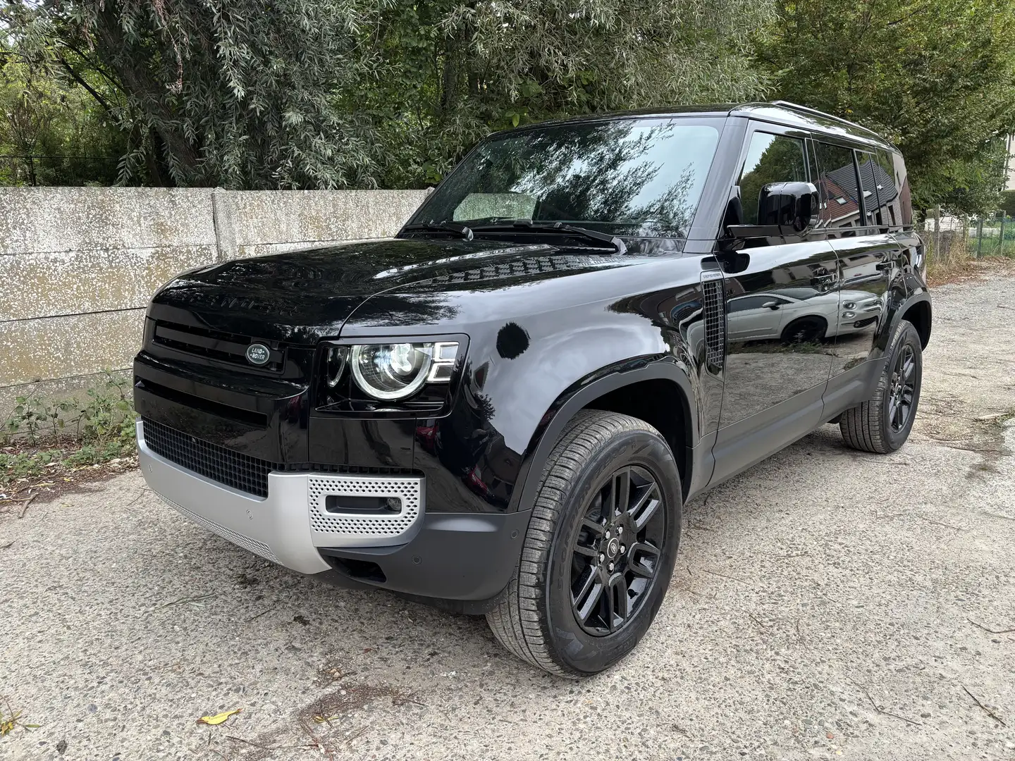 Land Rover Defender 110 3.0 D250 Hard Top NEUF UTILITAIRE Noir - 1