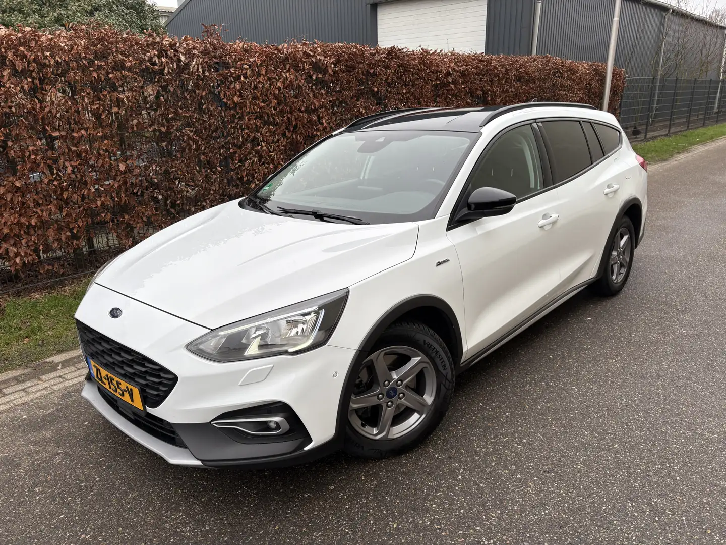 Ford Focus Wagon 1.0 EcoBoost ACTIVE X / AUTOMAAT / CRUISE / Blanc - 2