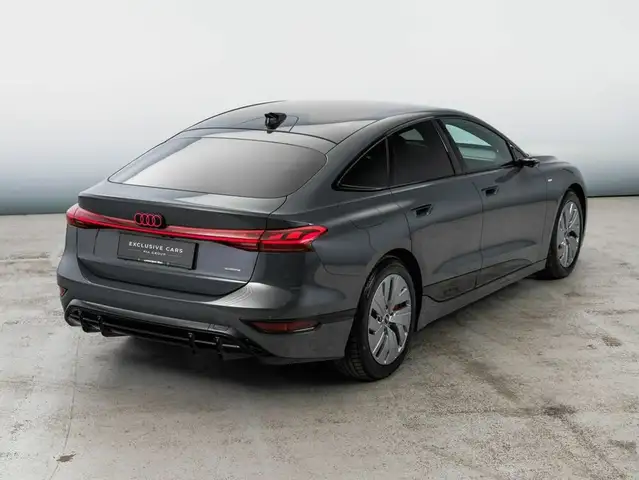 Audi A6 view 6