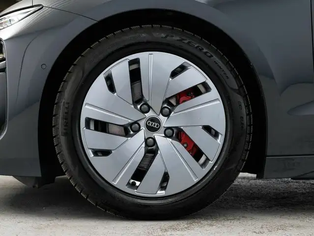 Audi A6 view 5