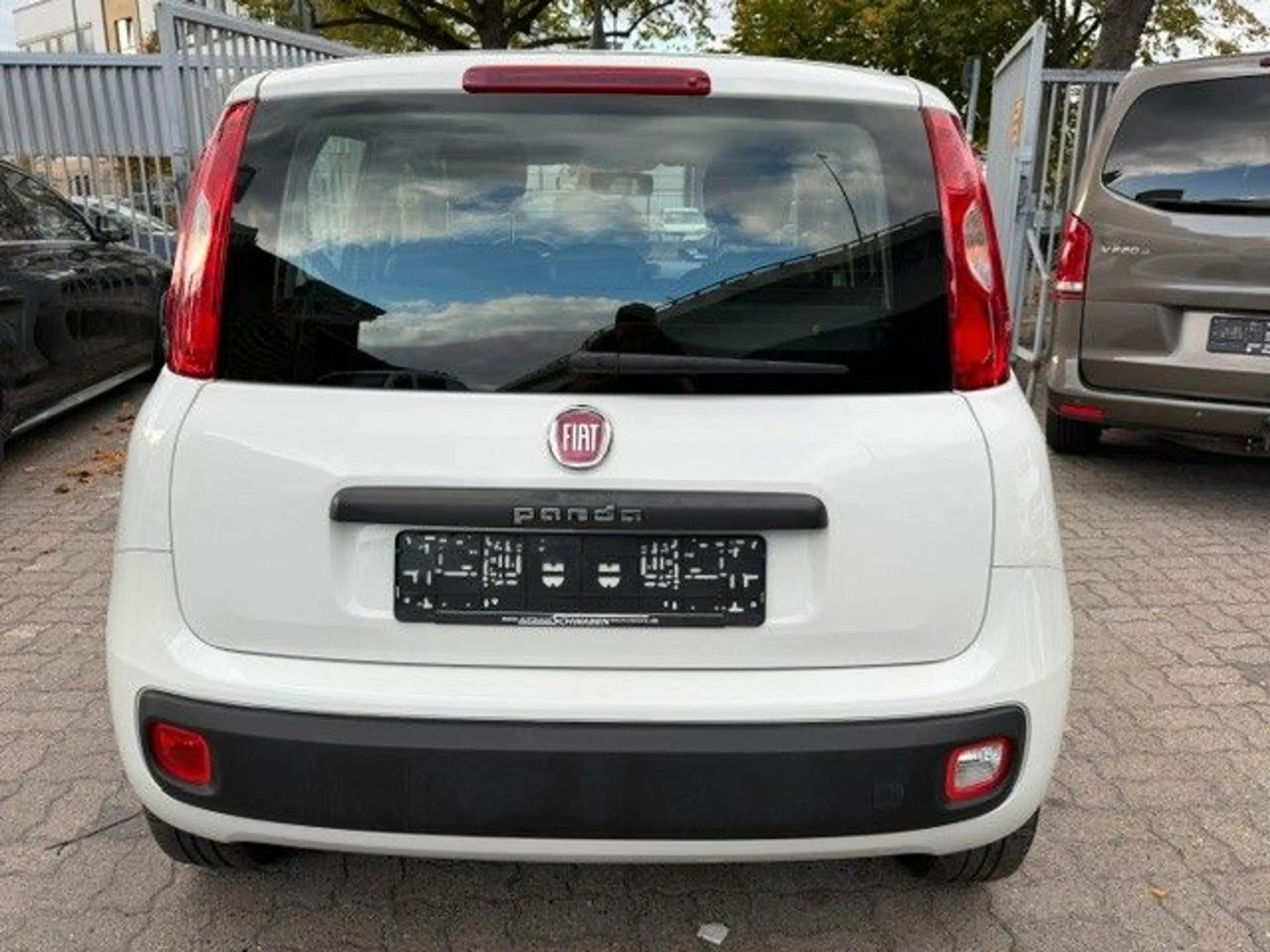 Fiat Panda Lounge 1,2ltr Klima 67tkm sehr gepflegt — photo 14