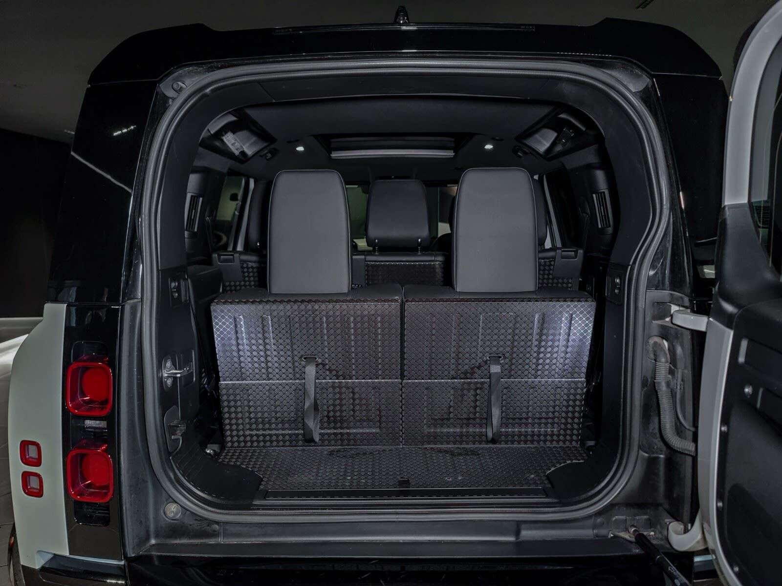 2022 Land Rover Defender X-Dynamic SE | 3rd Row Seating | Sunroof | Navigat thumb 22