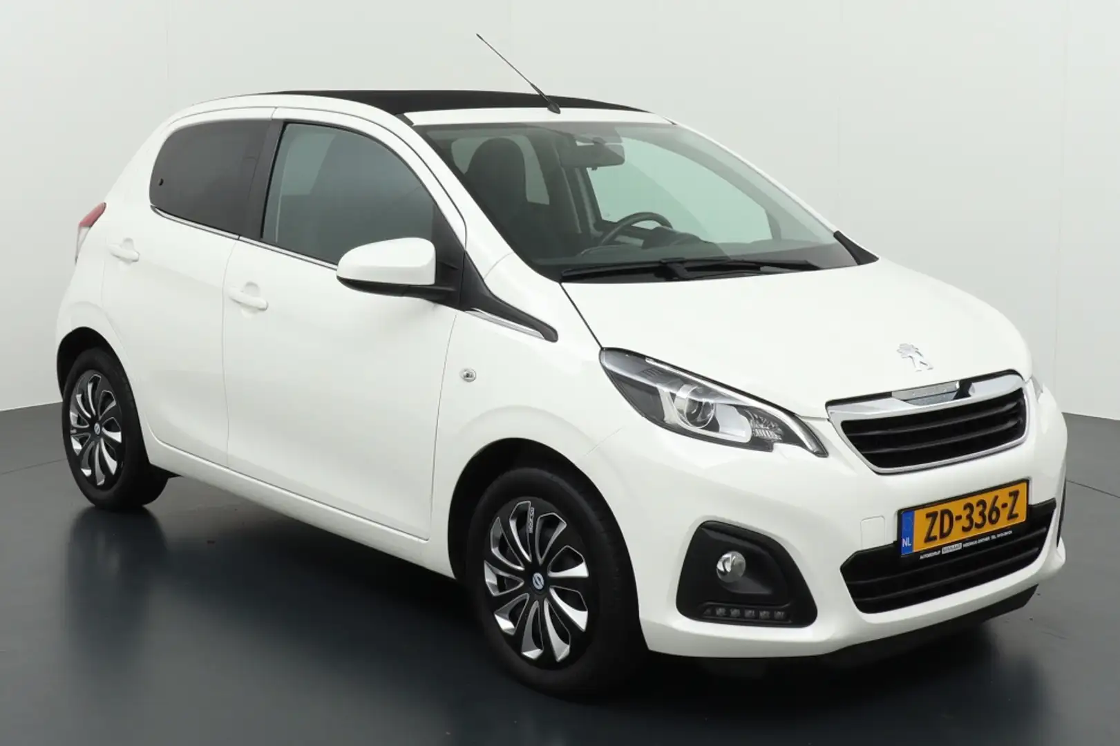 Peugeot 108 cabrio top apple carplay androi 1.0 e-VTi Active T Weiß - 2
