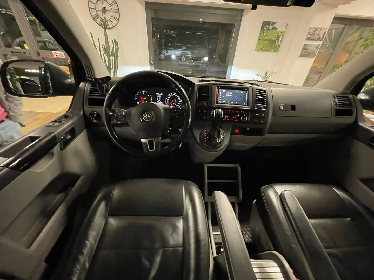 Volkswagen T5 Caravelle PASSO LUNGO 2.0 TD 180 CV BITURBO 4 MOTION AUT. Gris - 2