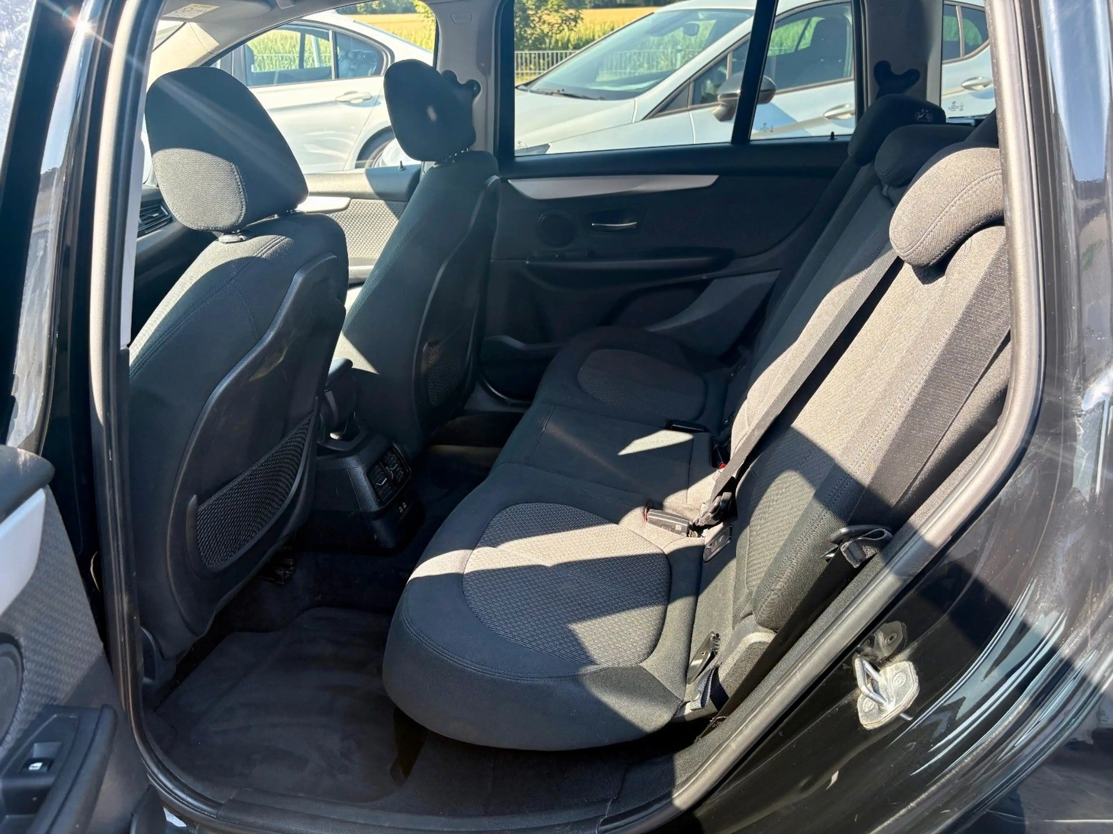 BMW 218 Aut. Navi LED Alarm AHK SPORTLE — photo 28