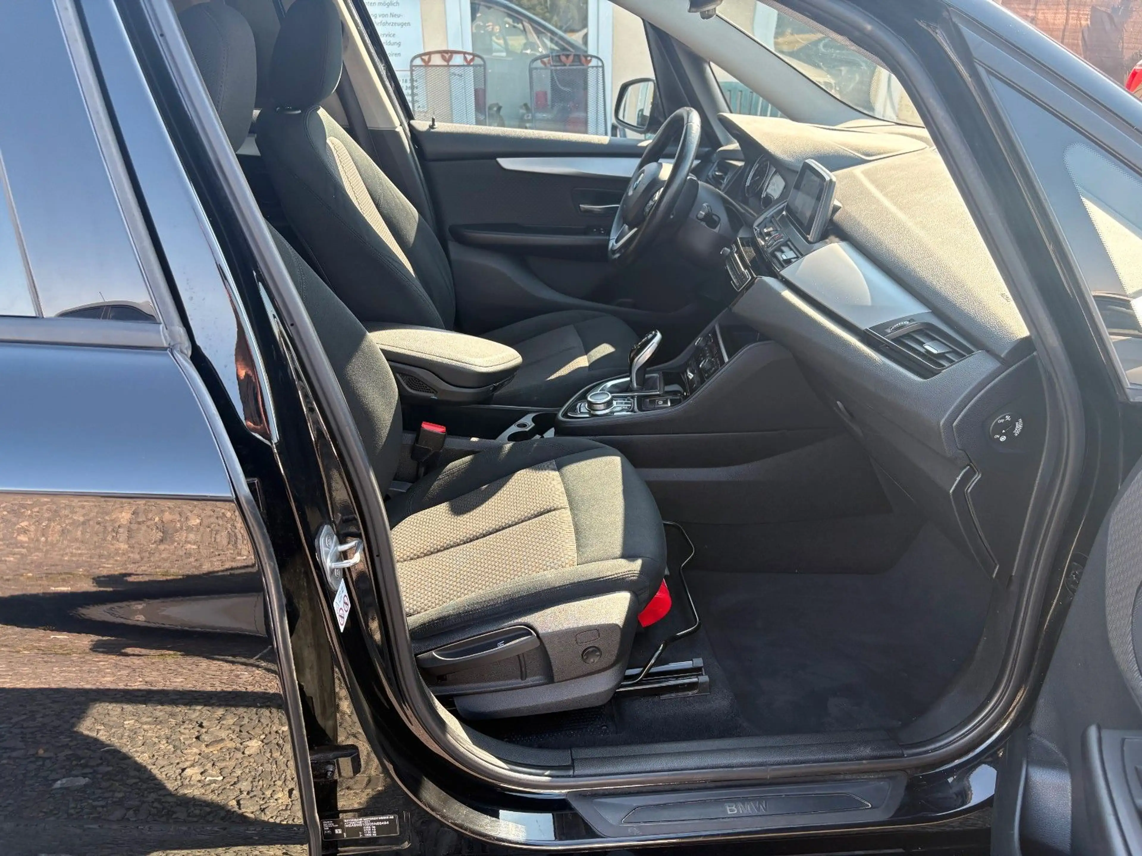 BMW 218 Aut. Navi LED Alarm AHK SPORTLE — photo 31