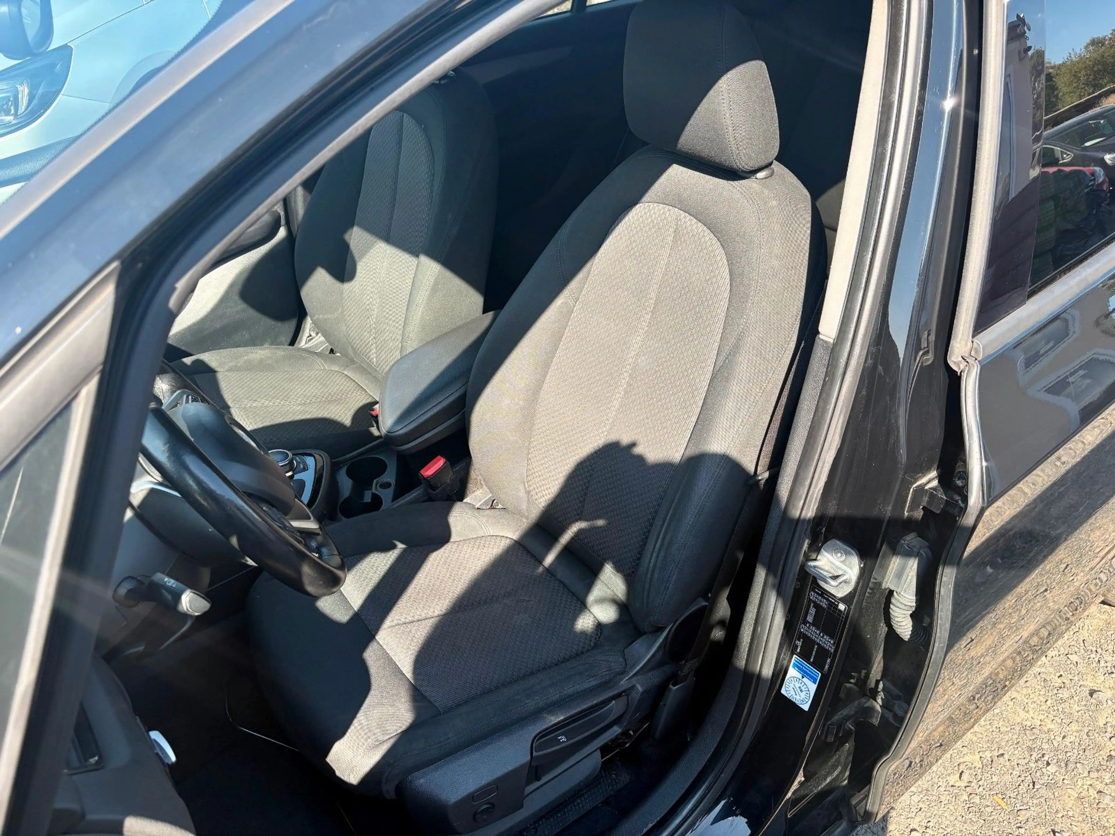 BMW 218 Aut. Navi LED Alarm AHK SPORTLE — photo 22